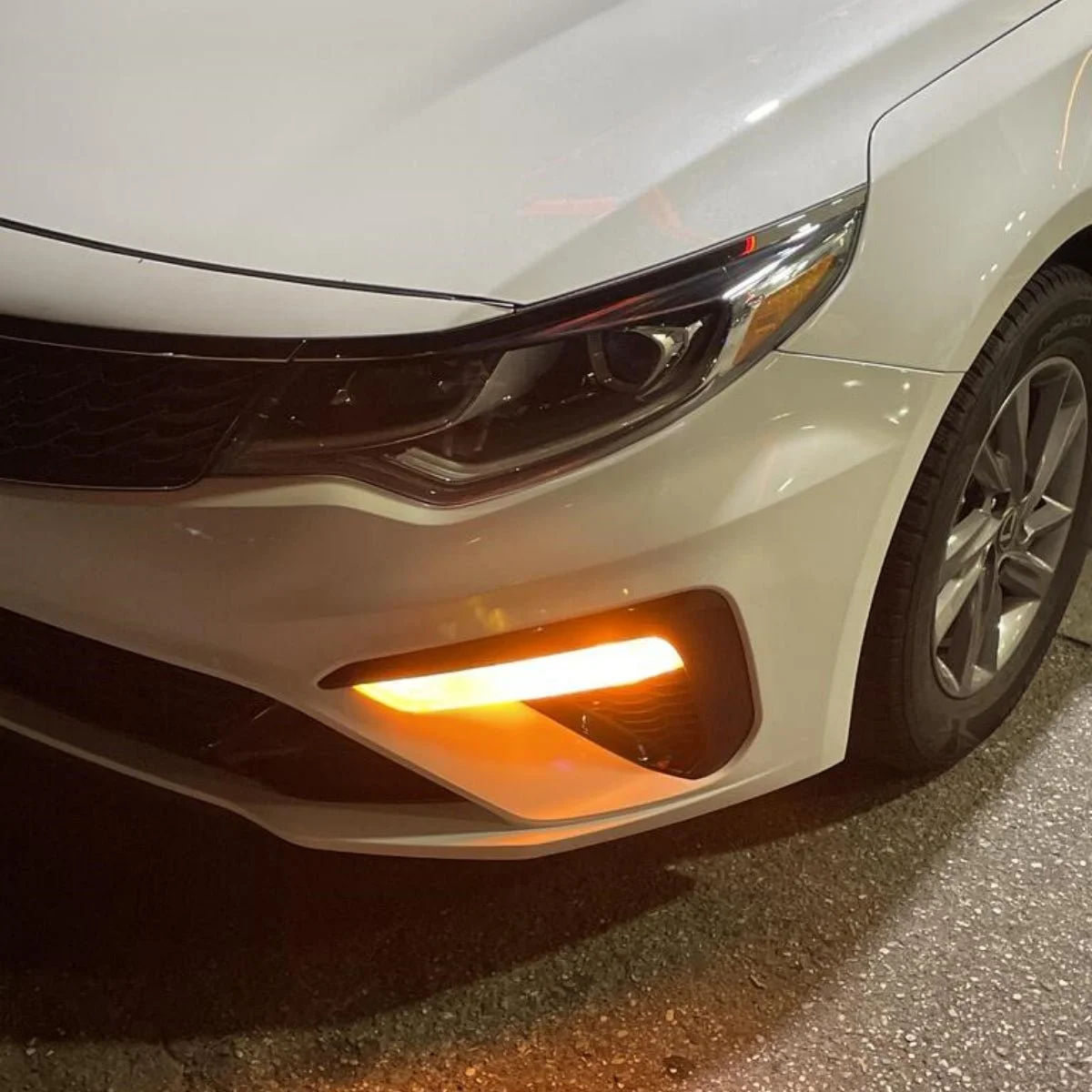 T3-1157-turn-signal-lights-brightness.jpg