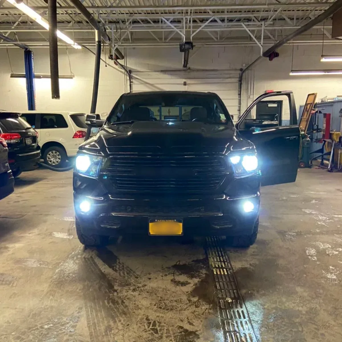 2019-2024-Ram-1500-lasfit-led-front-lightings.jpg