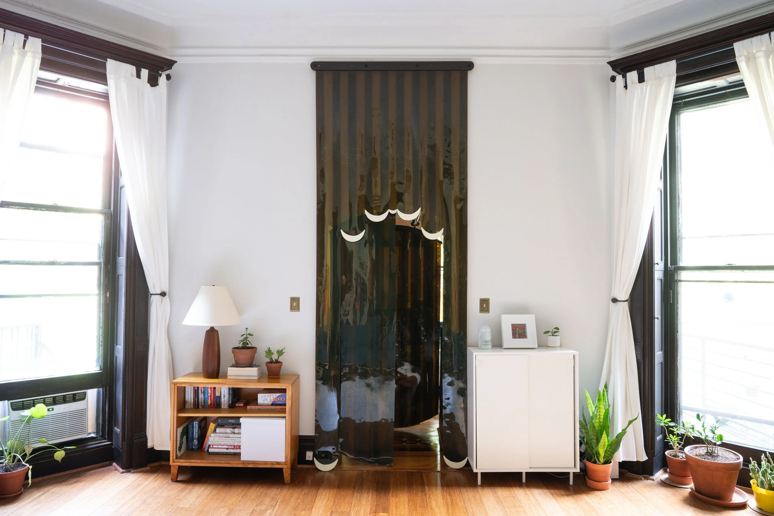 Hanging Door-1.jpg