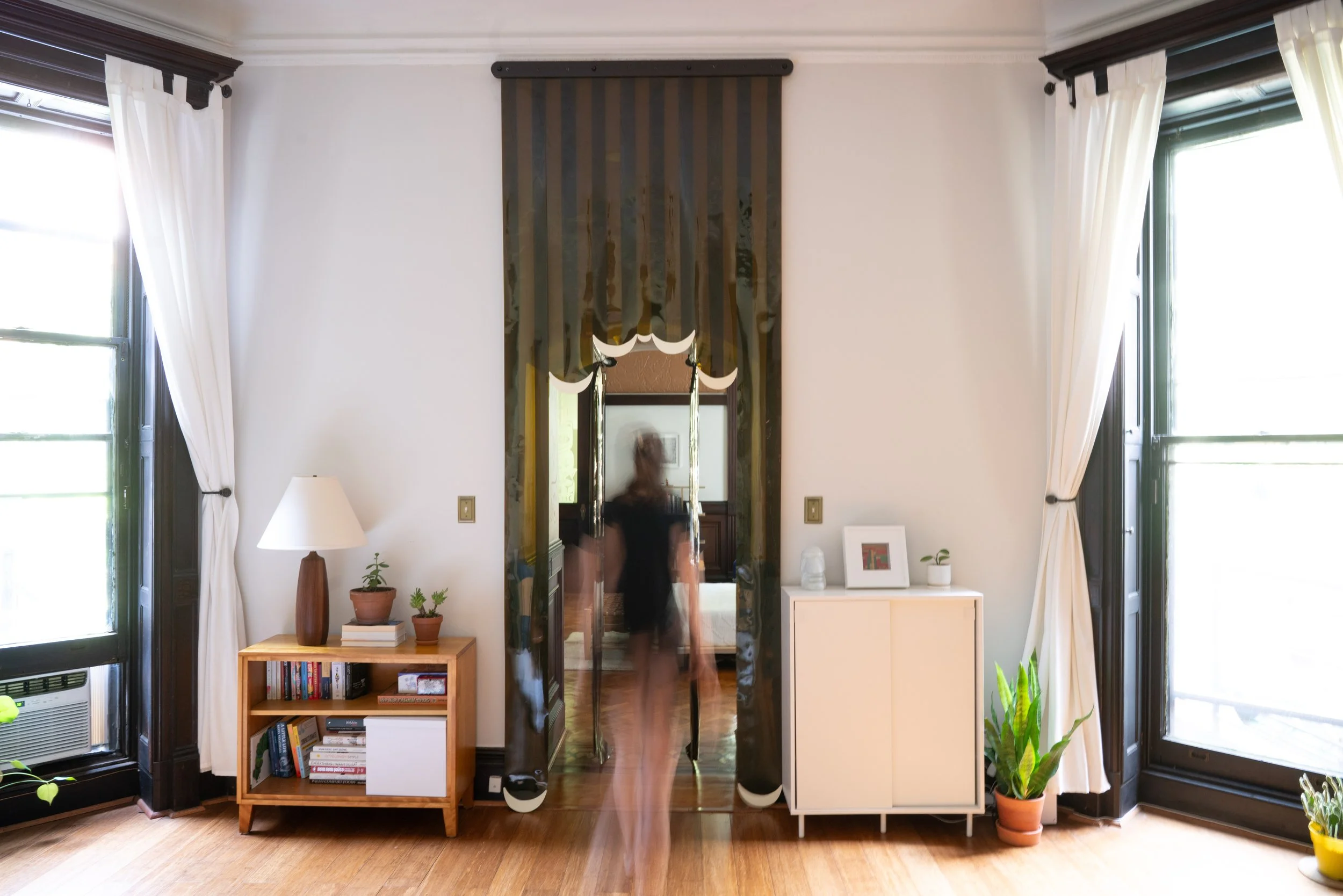 Hanging Door-3.jpg
