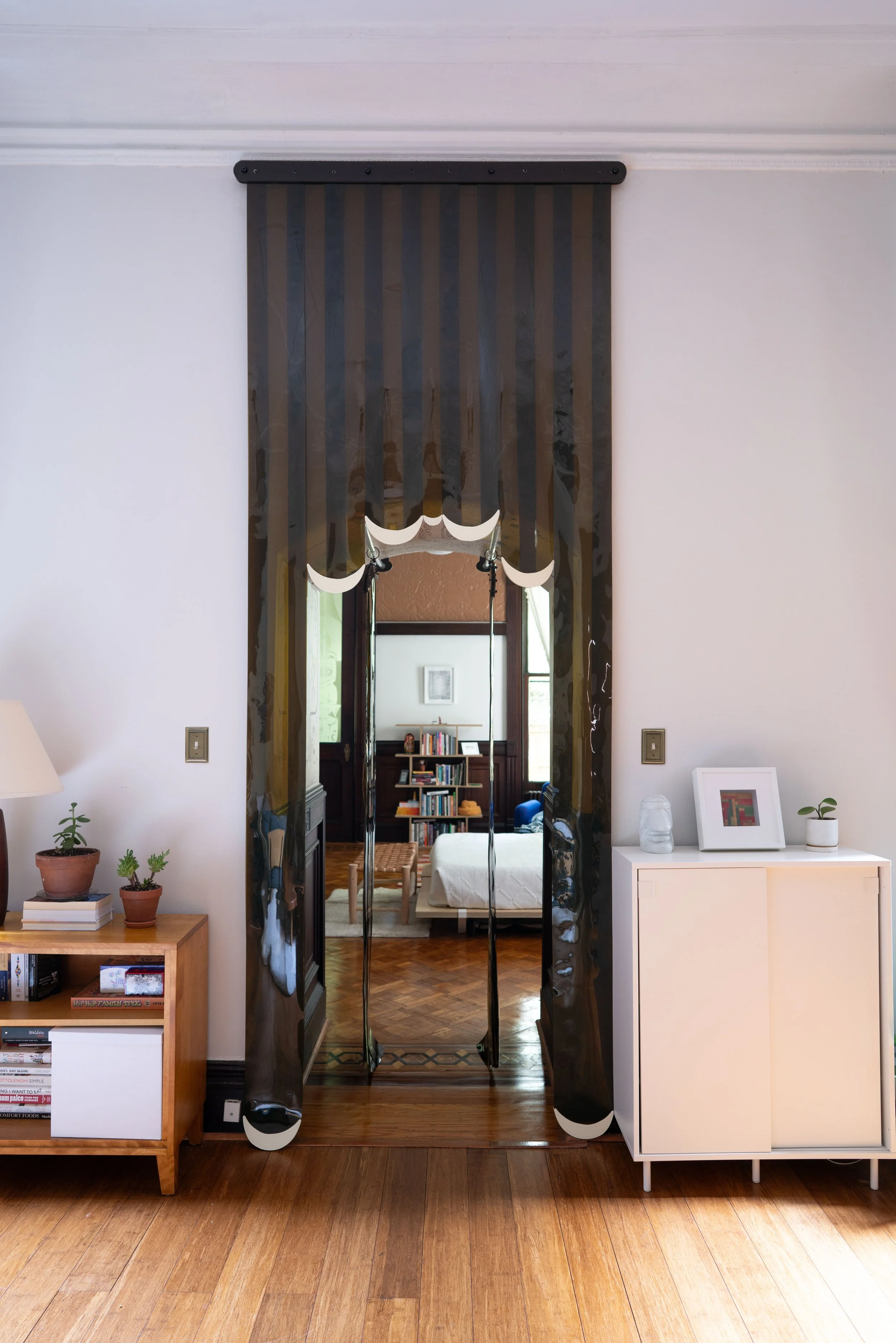 Hanging Door-7.jpg