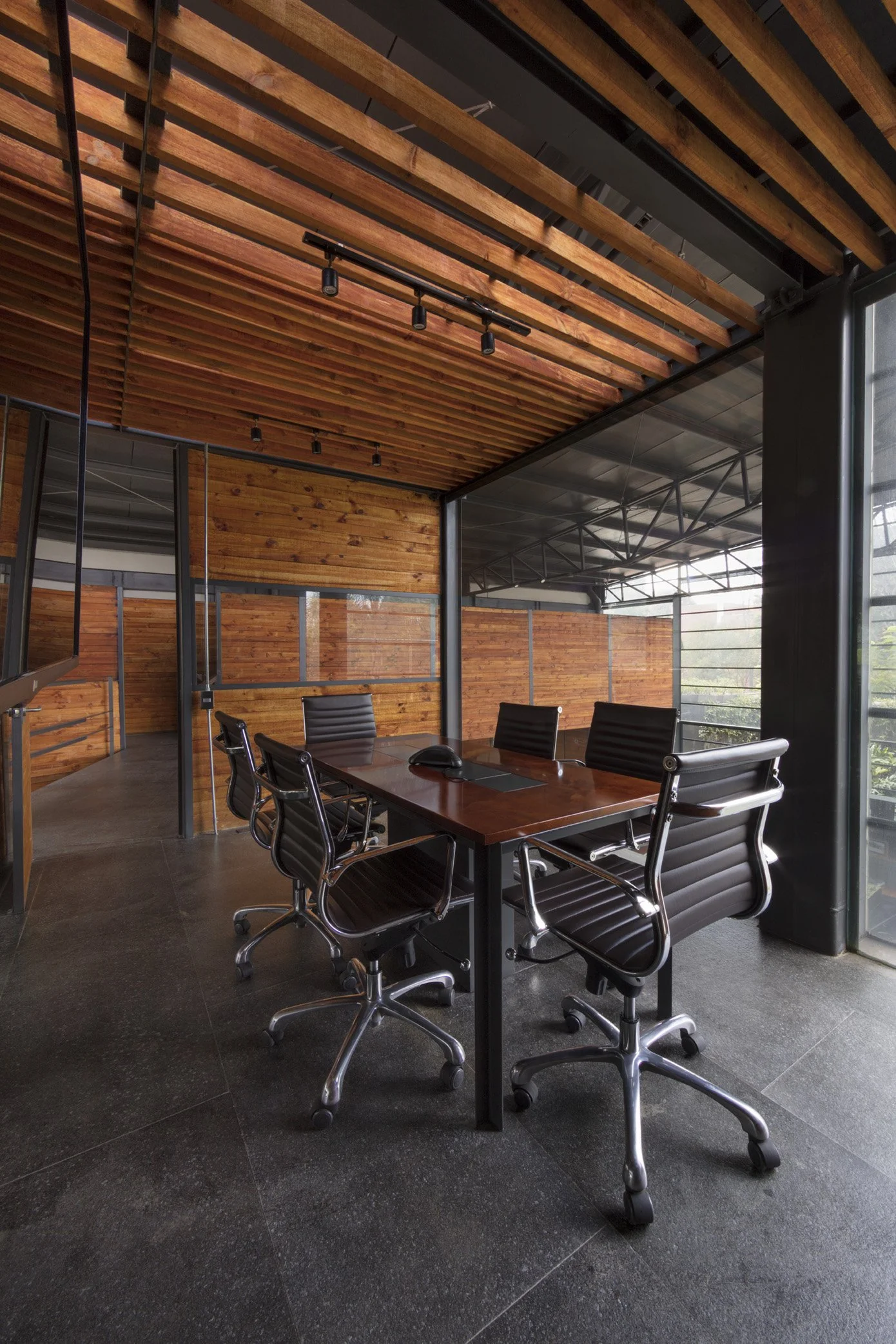 KIN 09