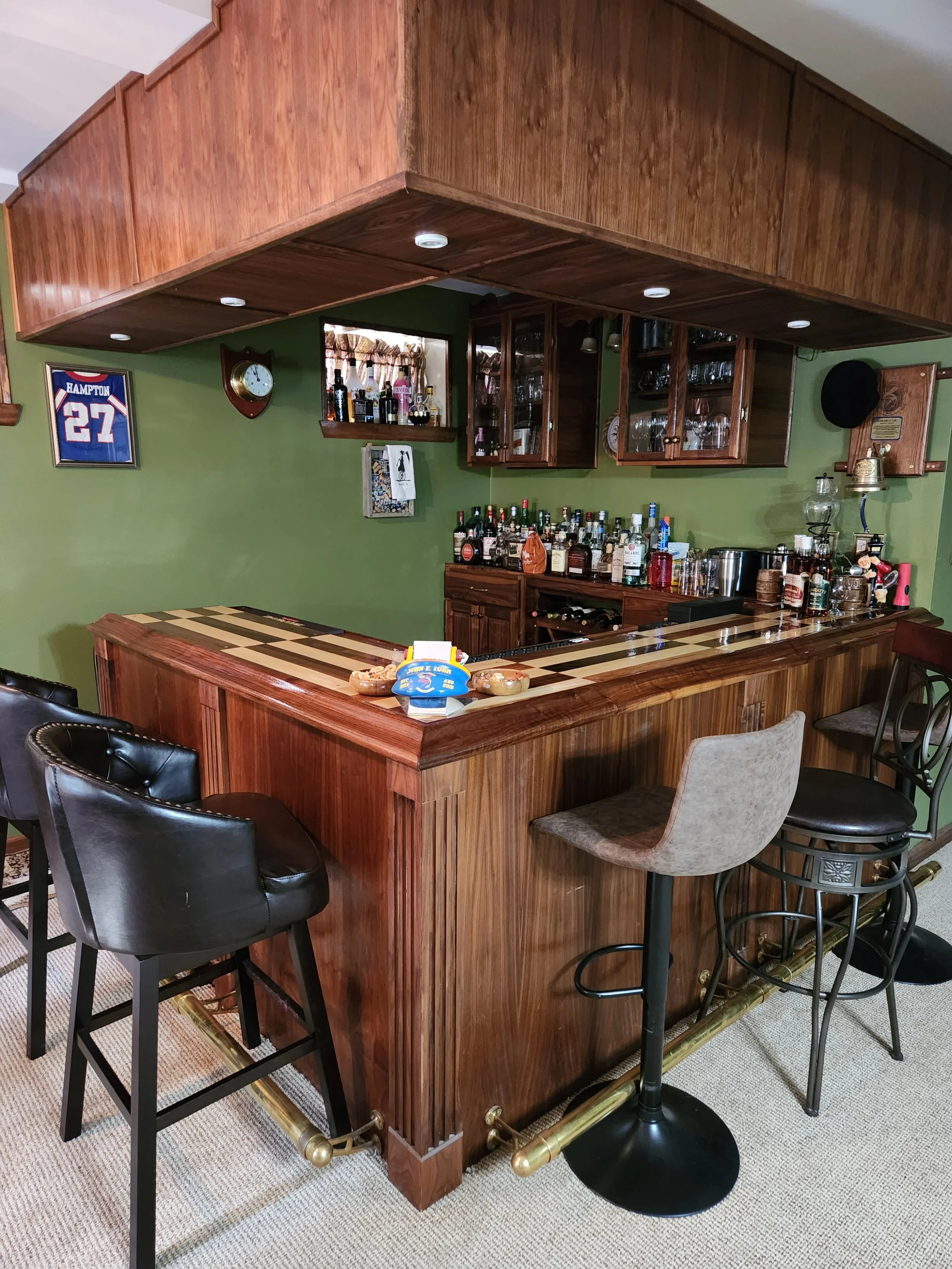 Bar.jpg