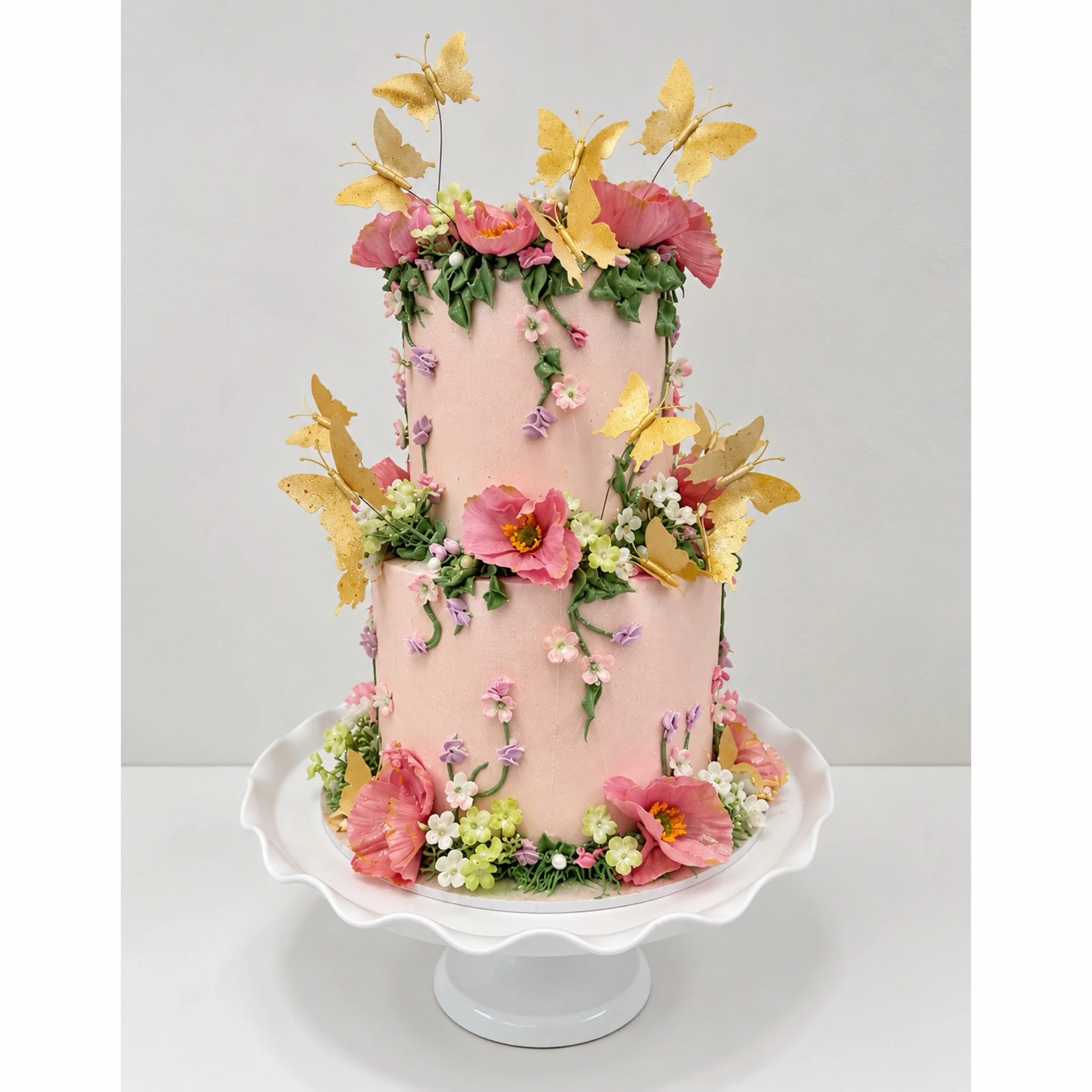 A little garden of sweetness 🌸✨
Pink blooms, delicate florals &amp; golden butterflies&hellip; 

#biancascakery #butterfly #butterflycake #gardencake #gardencakes
