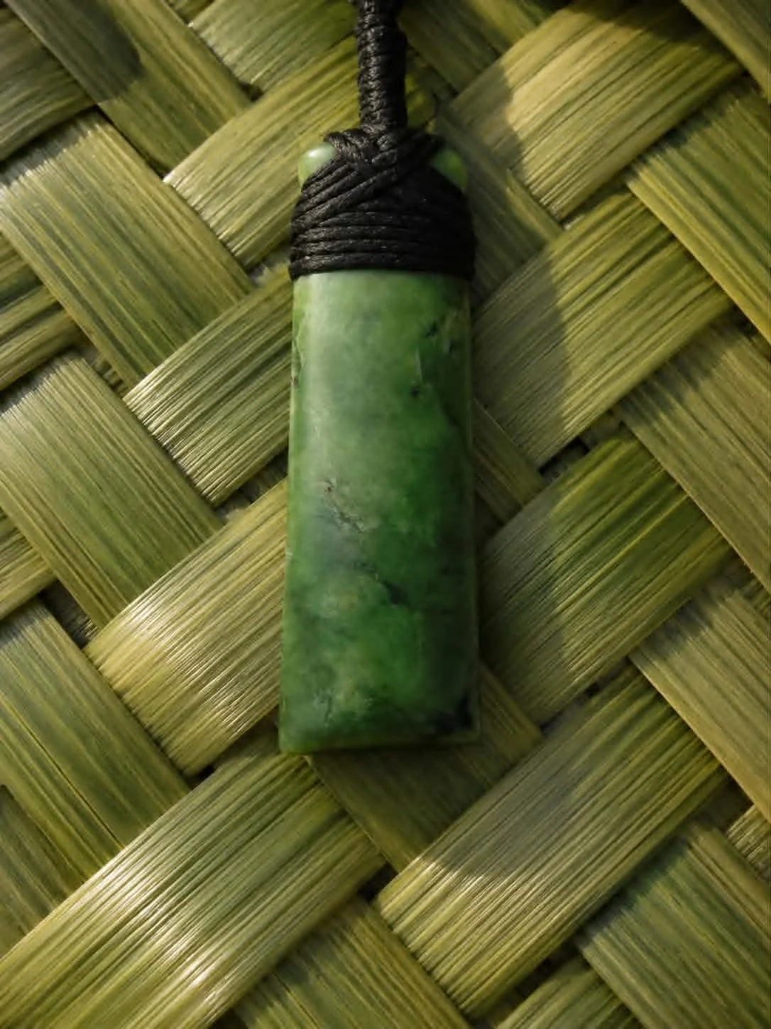 Small Pounamu Adze (Toki)