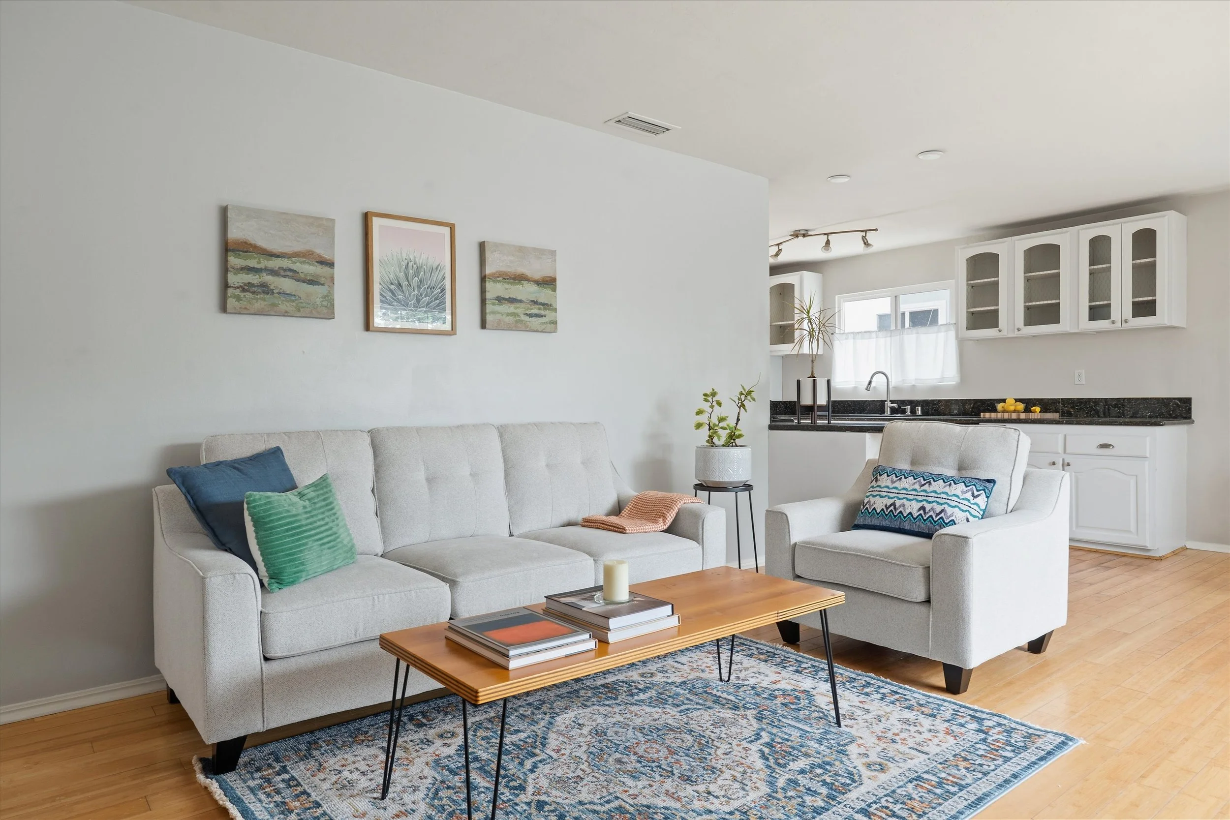 12-5835-ernest-ave_012.jpg