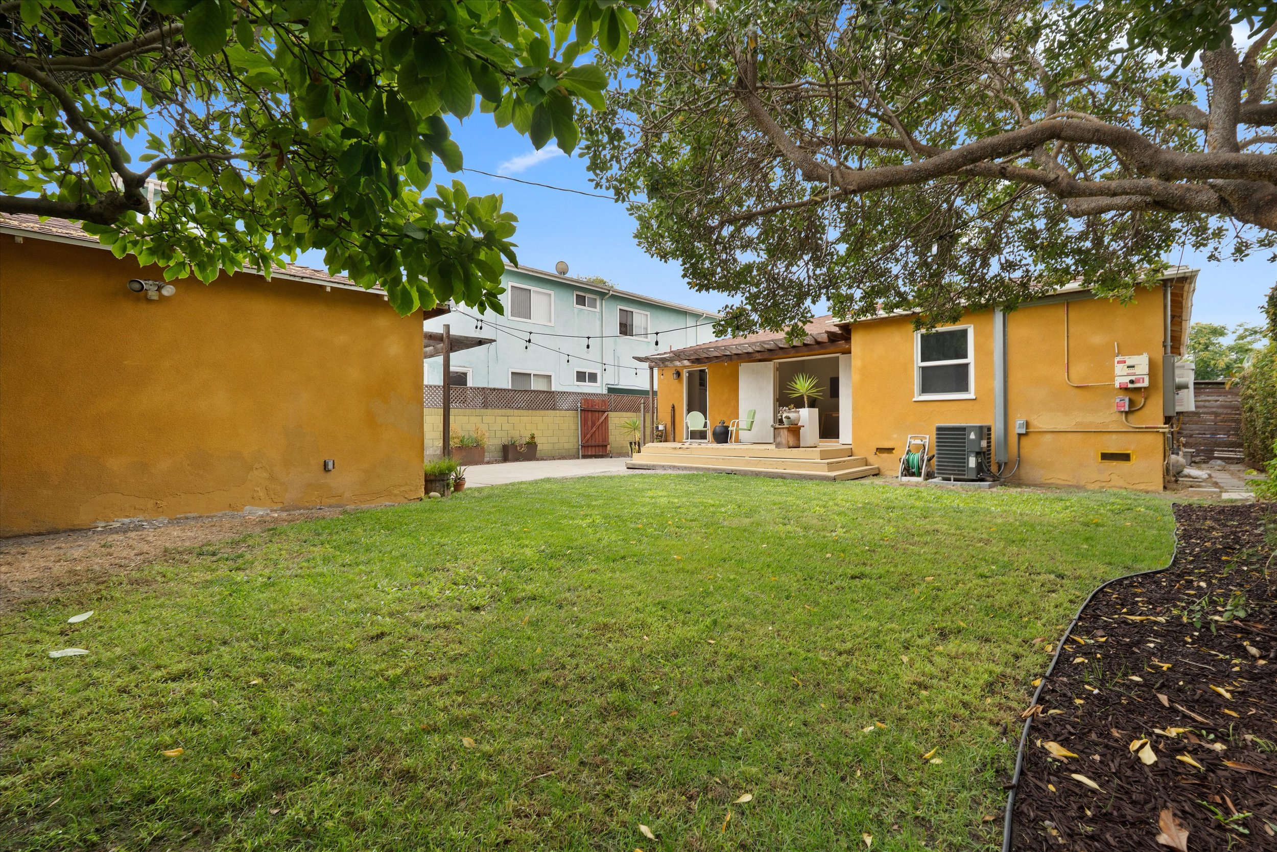 44-5835-ernest-ave_044.jpg