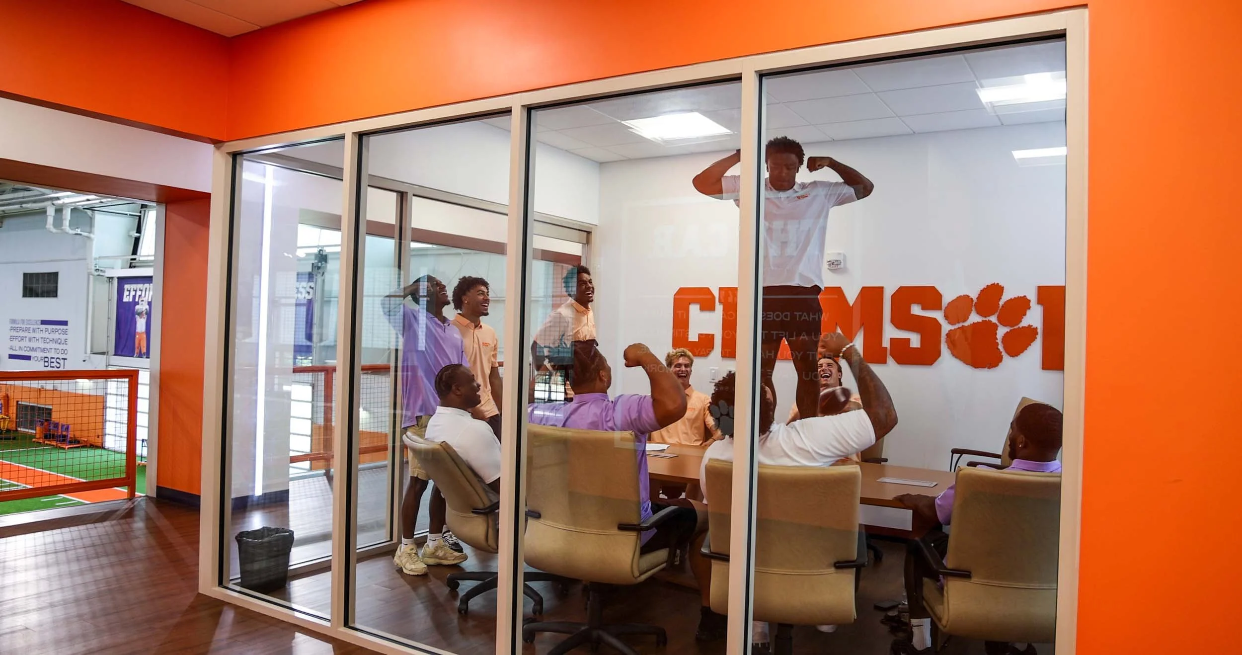 UnitedBank-ClemsonFootballNIL-July2024-screengrabs-44-5.jpg