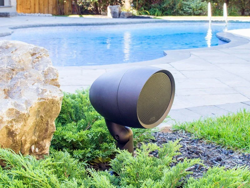 OUTDOOR & POOLSIDE AUDIO/VIDEO