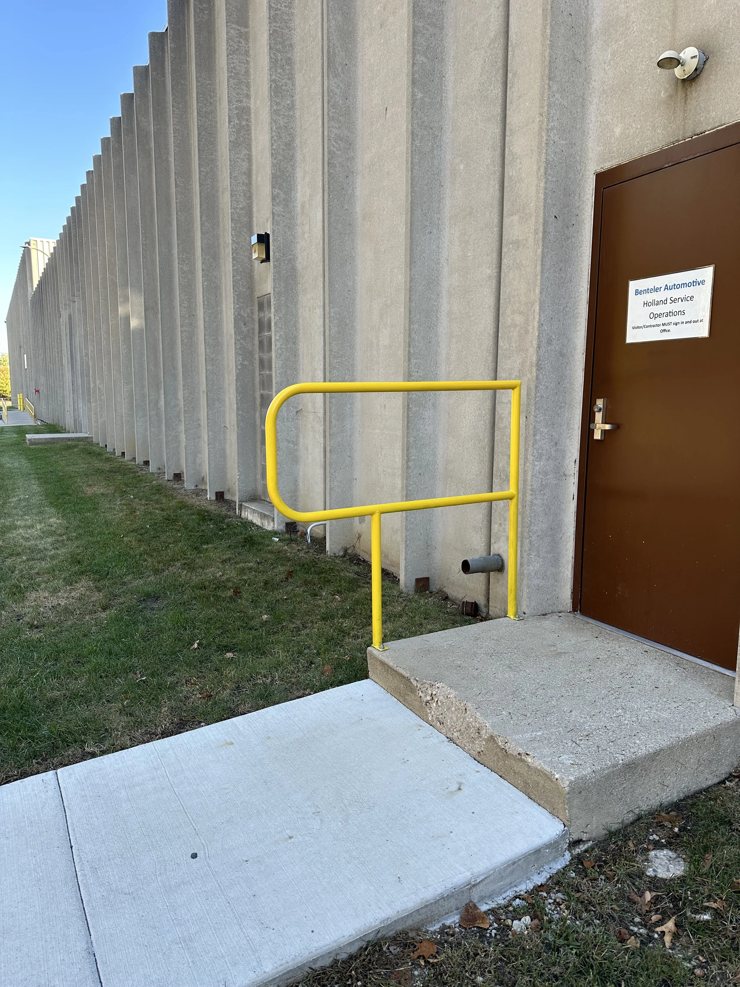 custom handrail builders and installers 