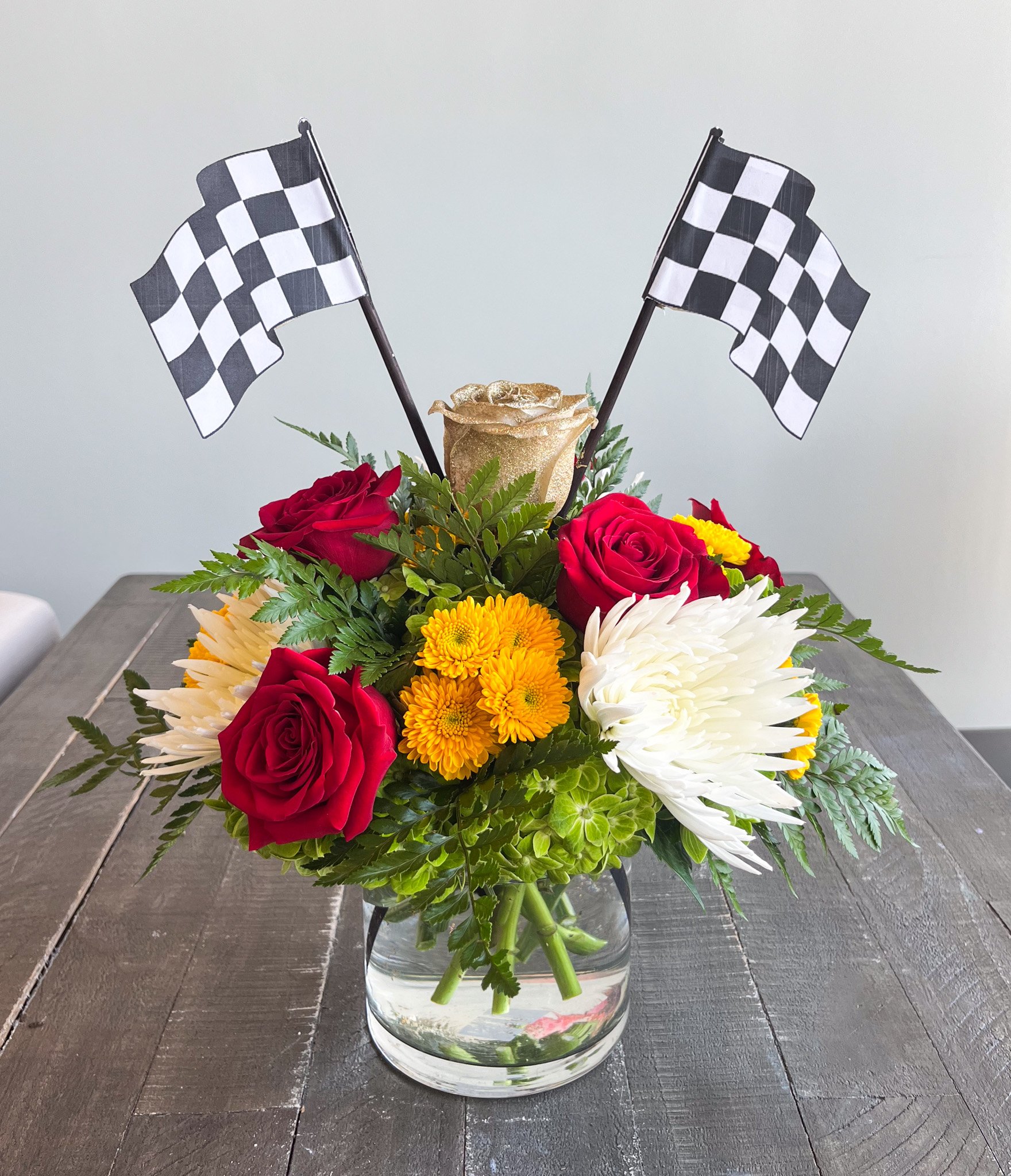 Small sized specialized arrangement 
