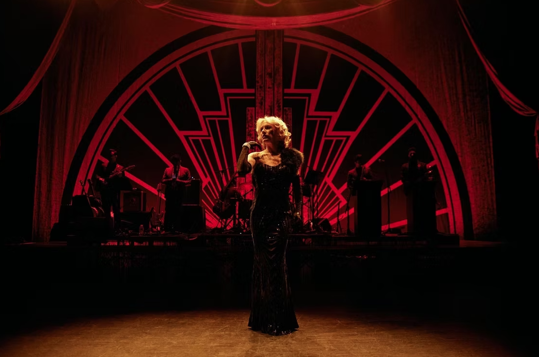 Interview → Tatum Langley (Post Modern jUKEBOX)
