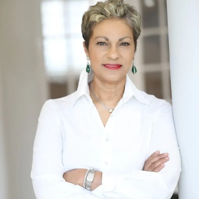 experience-of-time-about-deborah-lansdowne-cofounder-strategic.jpg