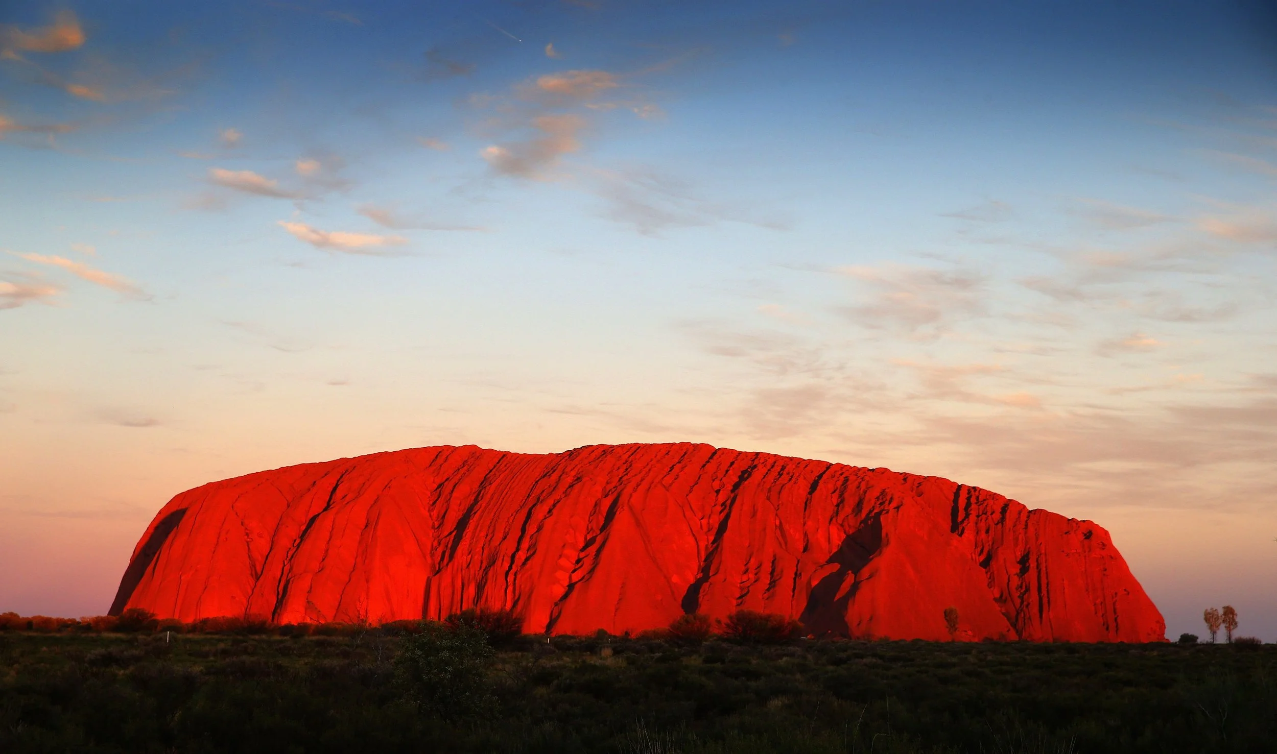 170217101722-uluru.jpg