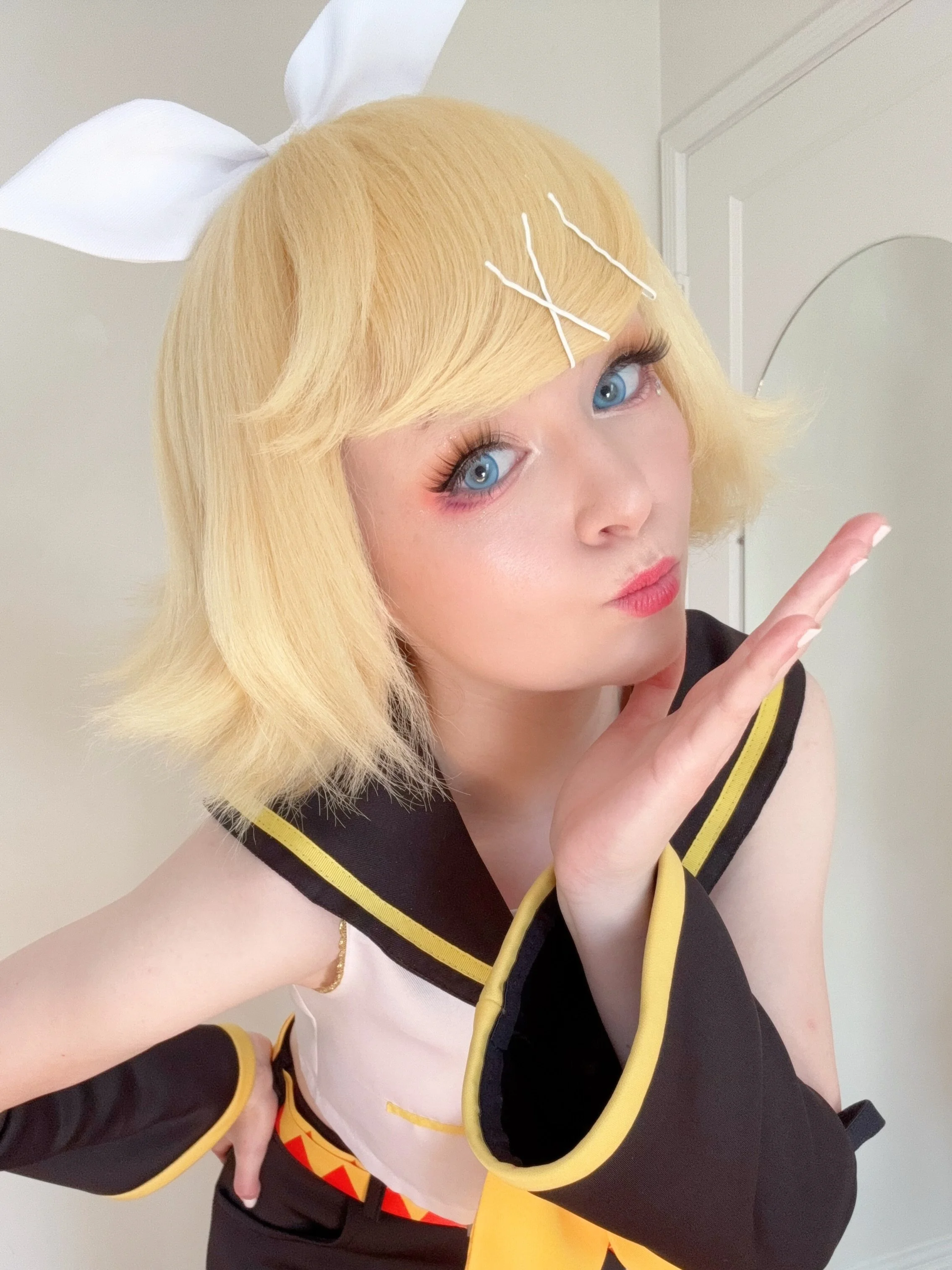 Starting a subscription page yay!! Some of the things I&rsquo;ll be posting here include:
.
-Unposted photos
-WIPs/progress on current projects
-Polls to decide upcoming cosplays and lineups for events
-AMAs
-And more?