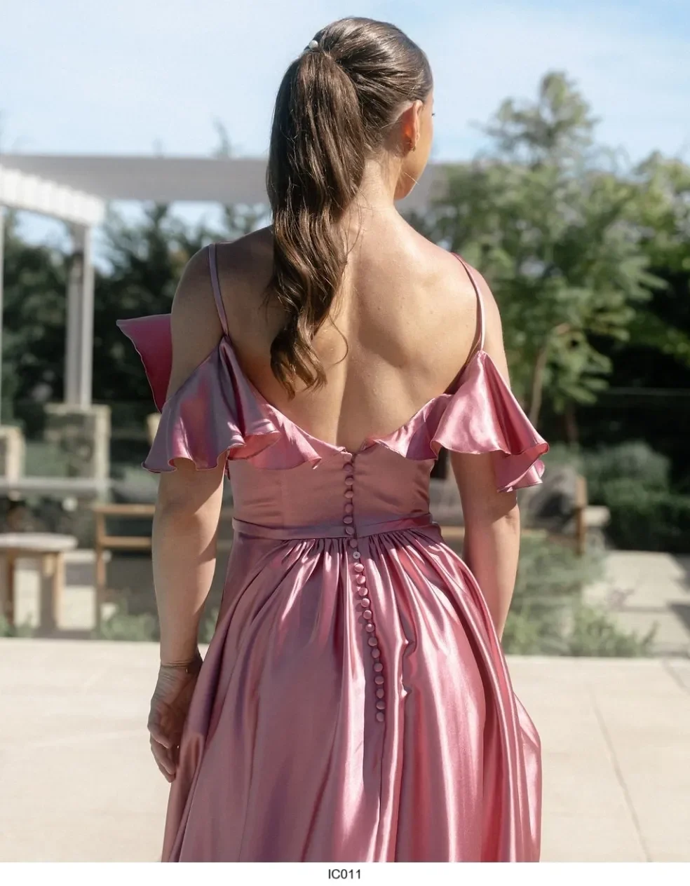 IC011 back.webp