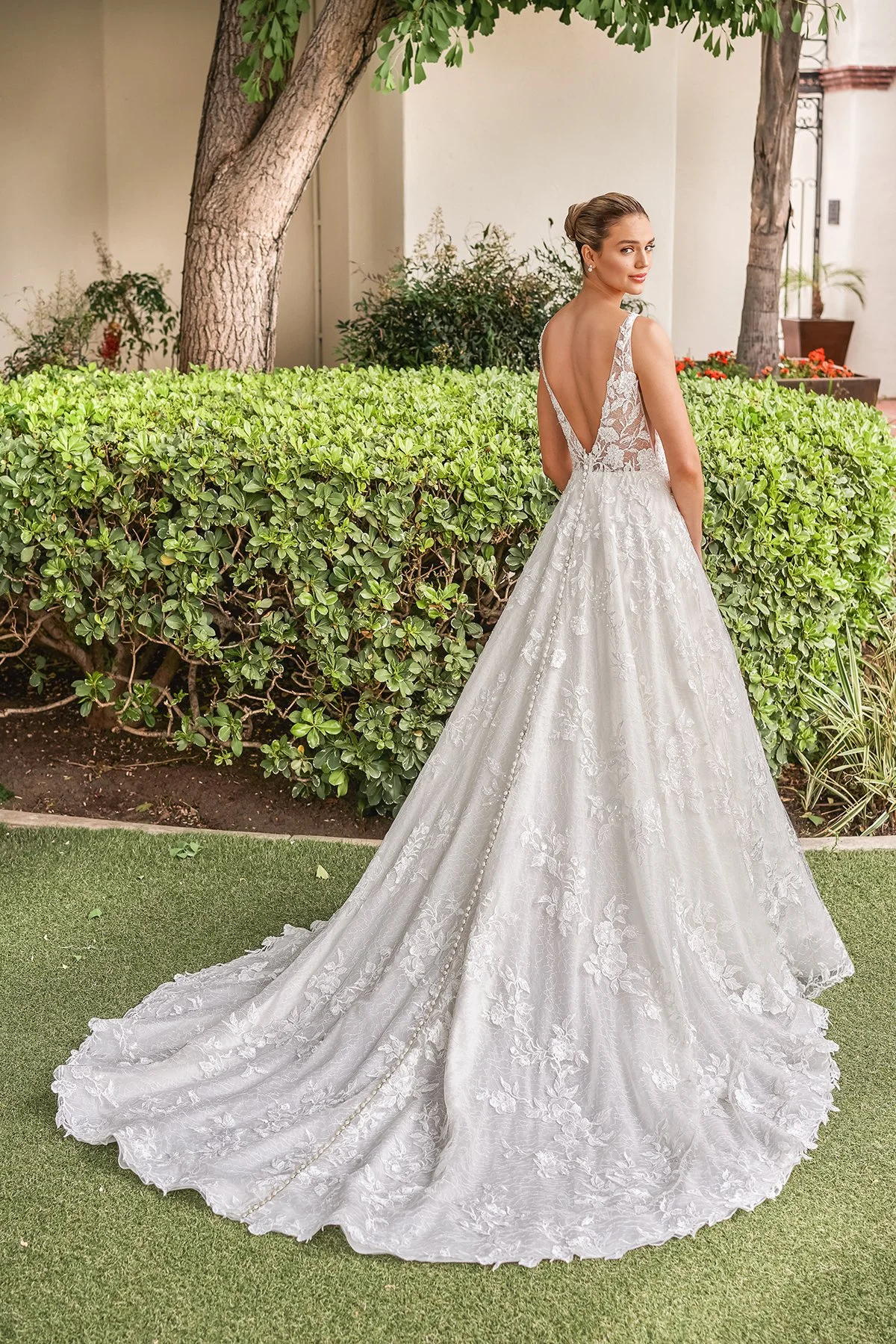 Emilie-Back