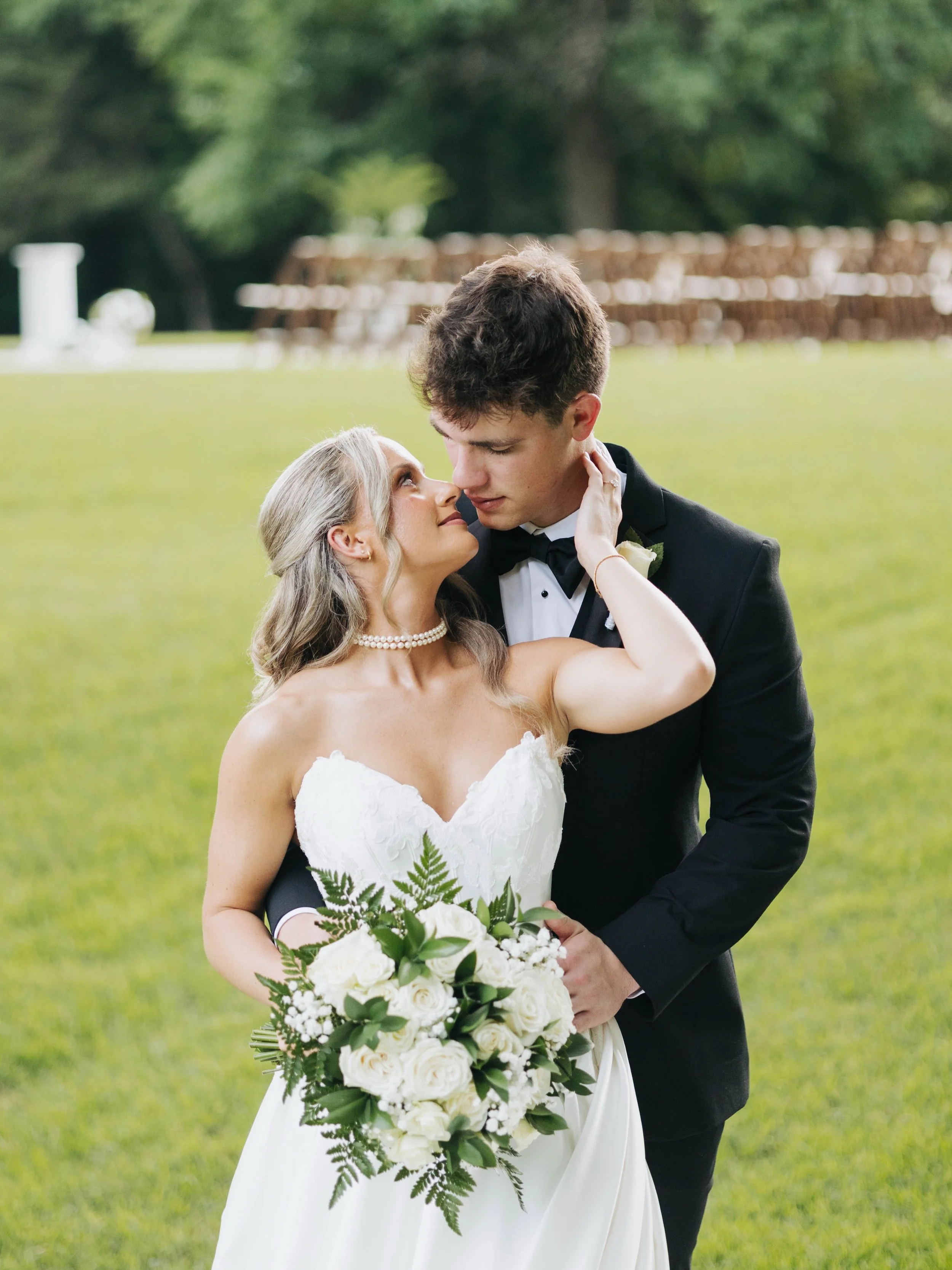 A few of my favorites from second shooting for @samsikesphoto this summer edited by me&hellip;and a little behind-the-scenes as well! 🪩 

Sam&rsquo;s couples are the best - and I&rsquo;ve had so much fun spending wedding days with so many amazing br