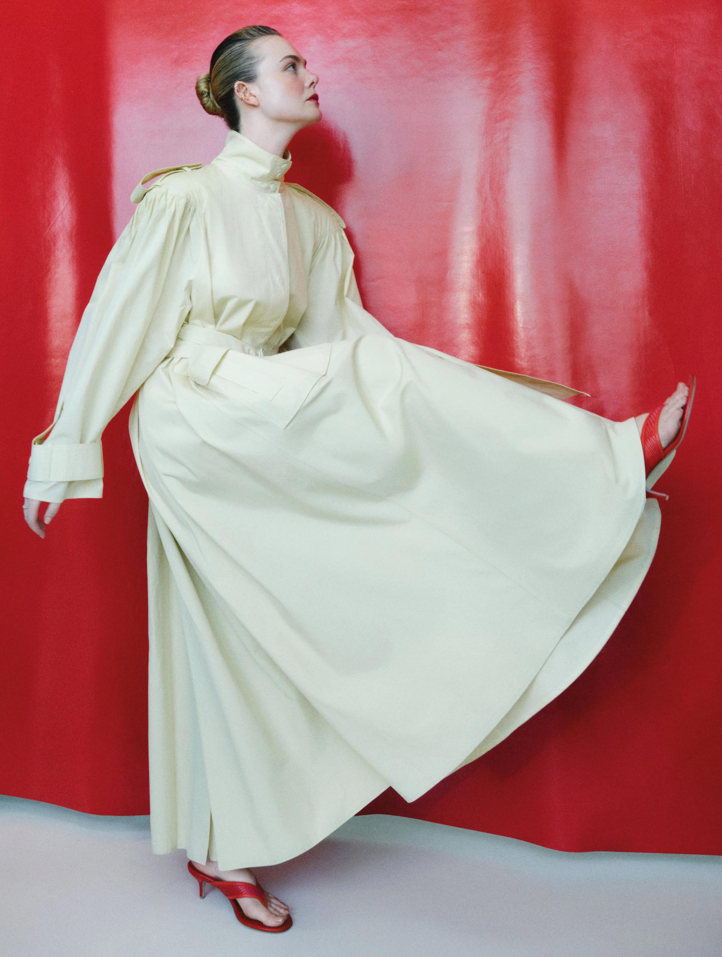 COVER STORY ELLE FANNING2.jpg