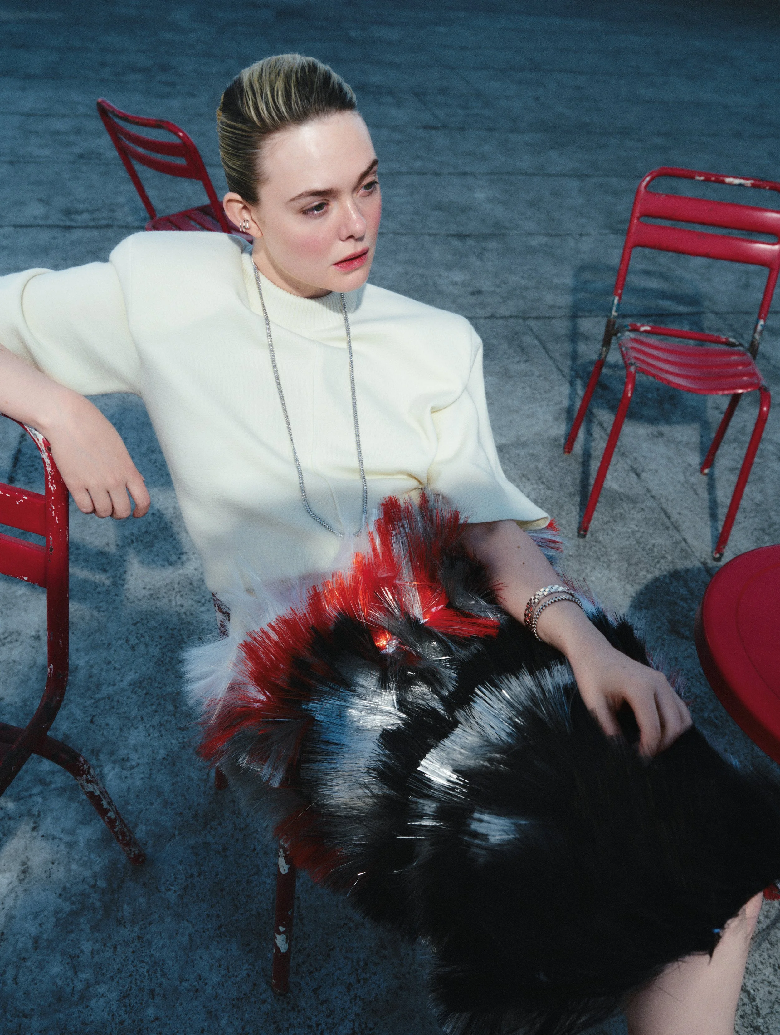 COVER STORY ELLE FANNING5.jpg
