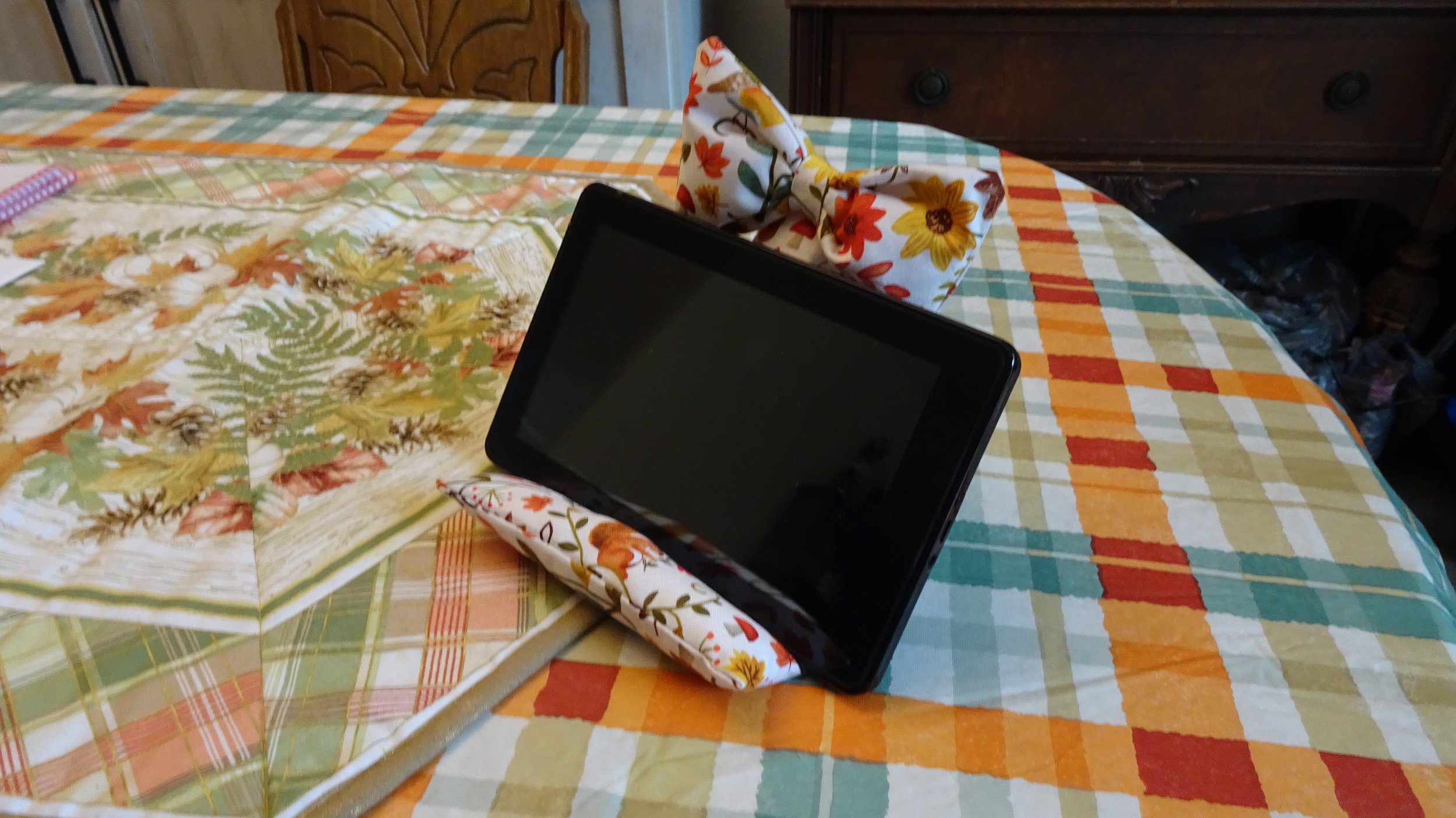 Fall Phone/Tablet holder