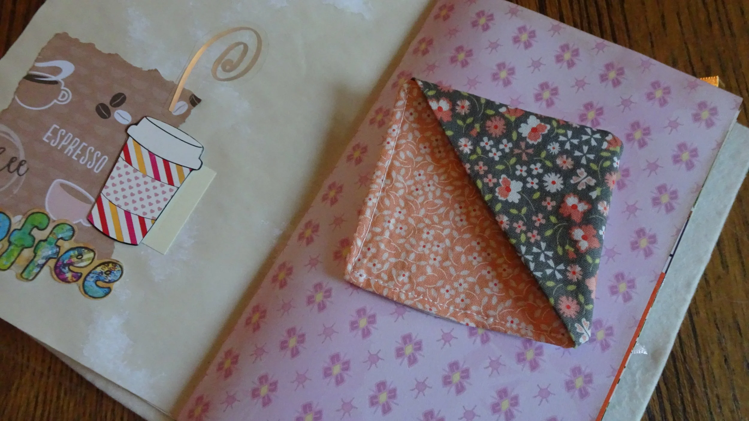 Peach & White Floral Corner Bookmark