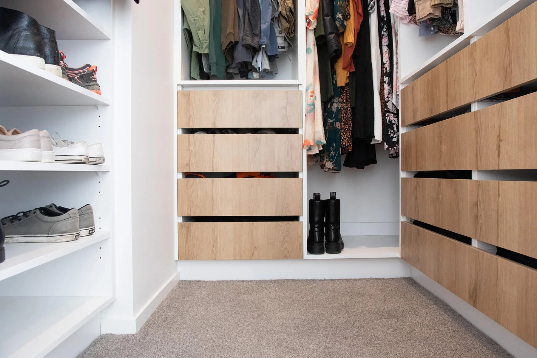 Carrolls-wardrobes-_B4A8679 1.jpg