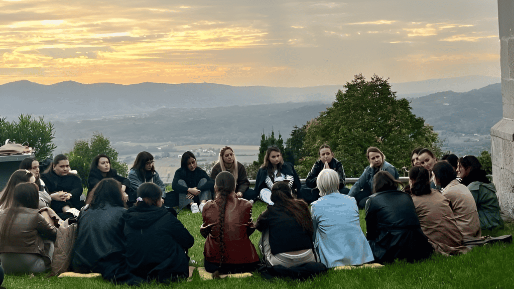 dialogue circle sunset
