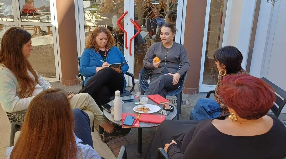 facilitated dialogue circle