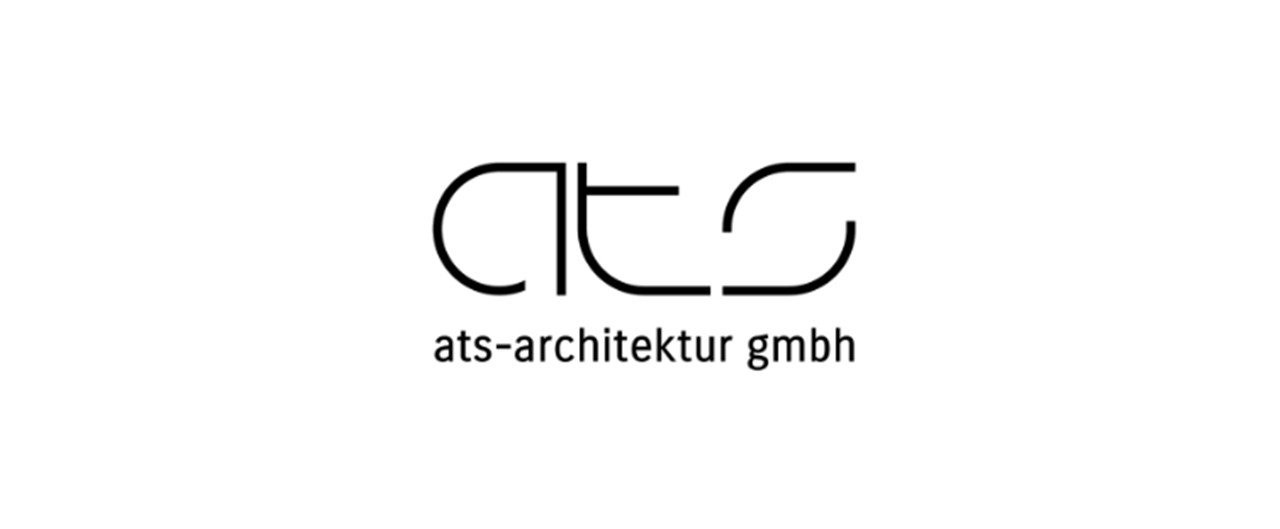 Das Logo der Firma ats-architektur gmbh, bestehend aus stilisierten schwarzen Buchstaben und dem Namen der Firma darunter, auf weißem Hintergrund.