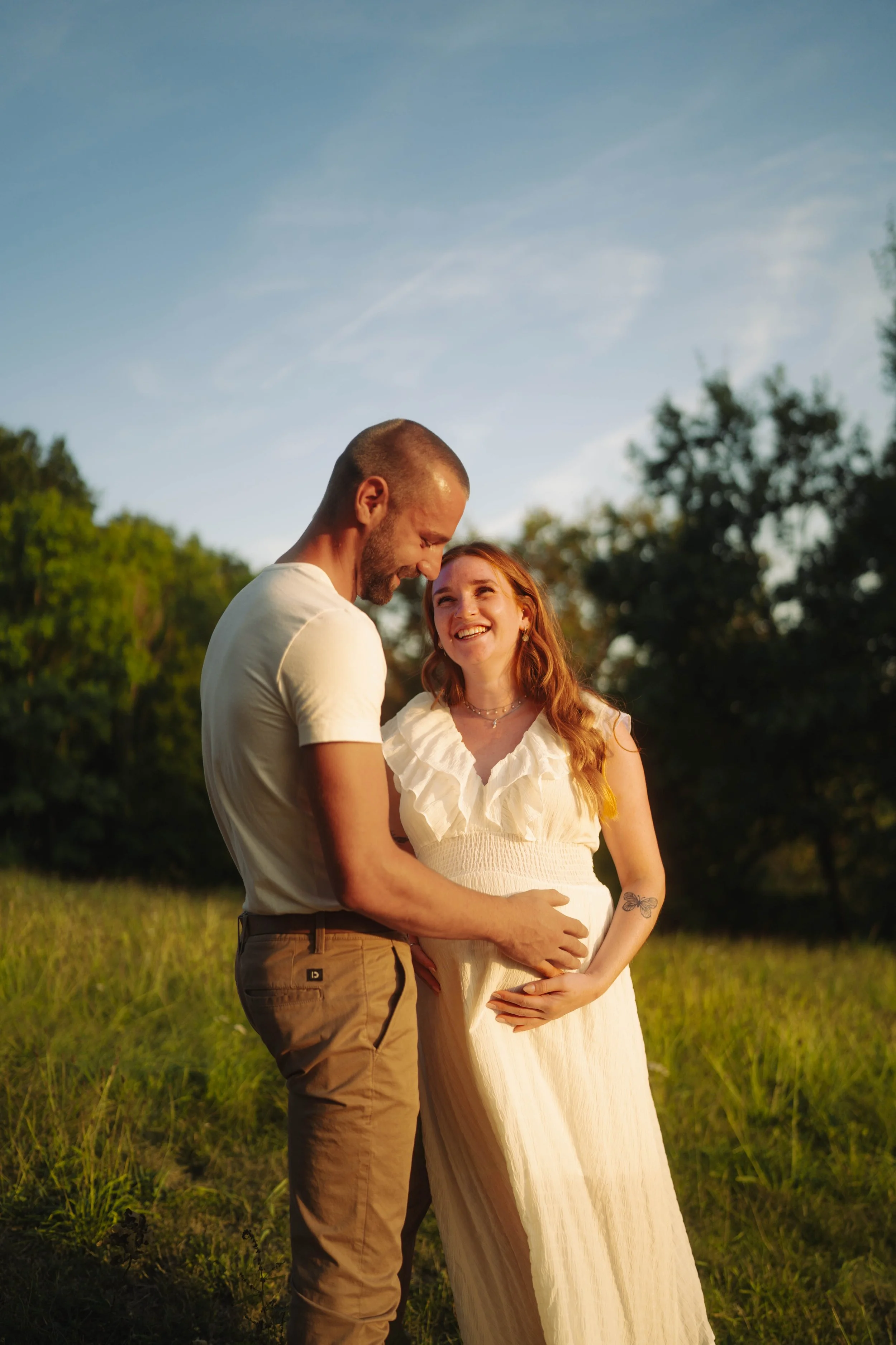 2024-Babybauchshooting-Vani-und-Domi-DSC09133.jpg