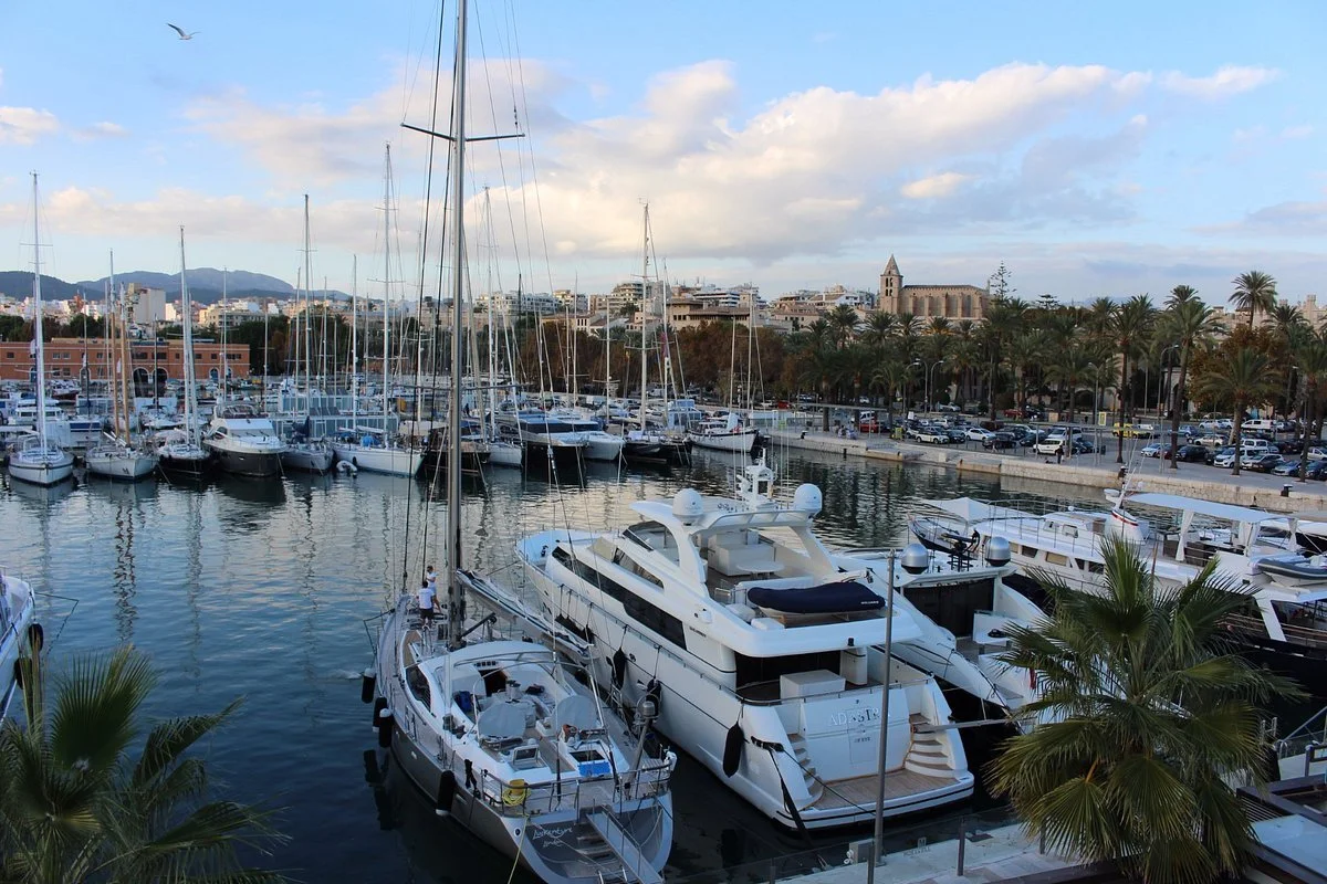 Marina Port de Mallorca & Moll Vell Aguilar CAr Hire Delivery Spot