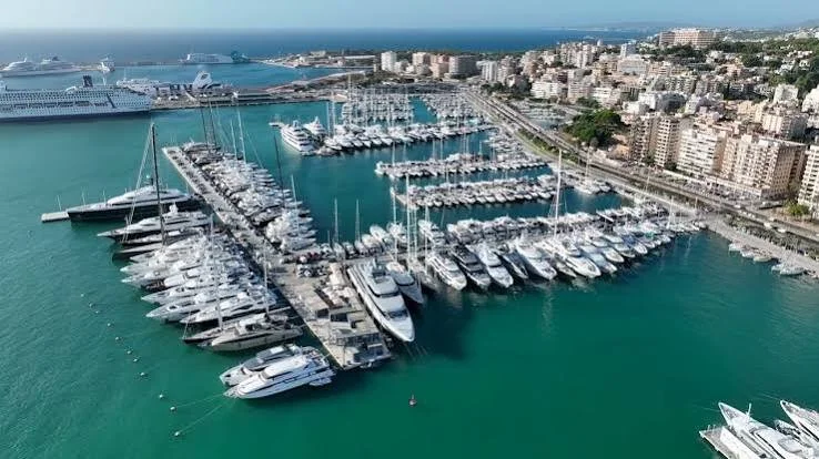 Club de Mar Palma Aguilar Car Hire Spot