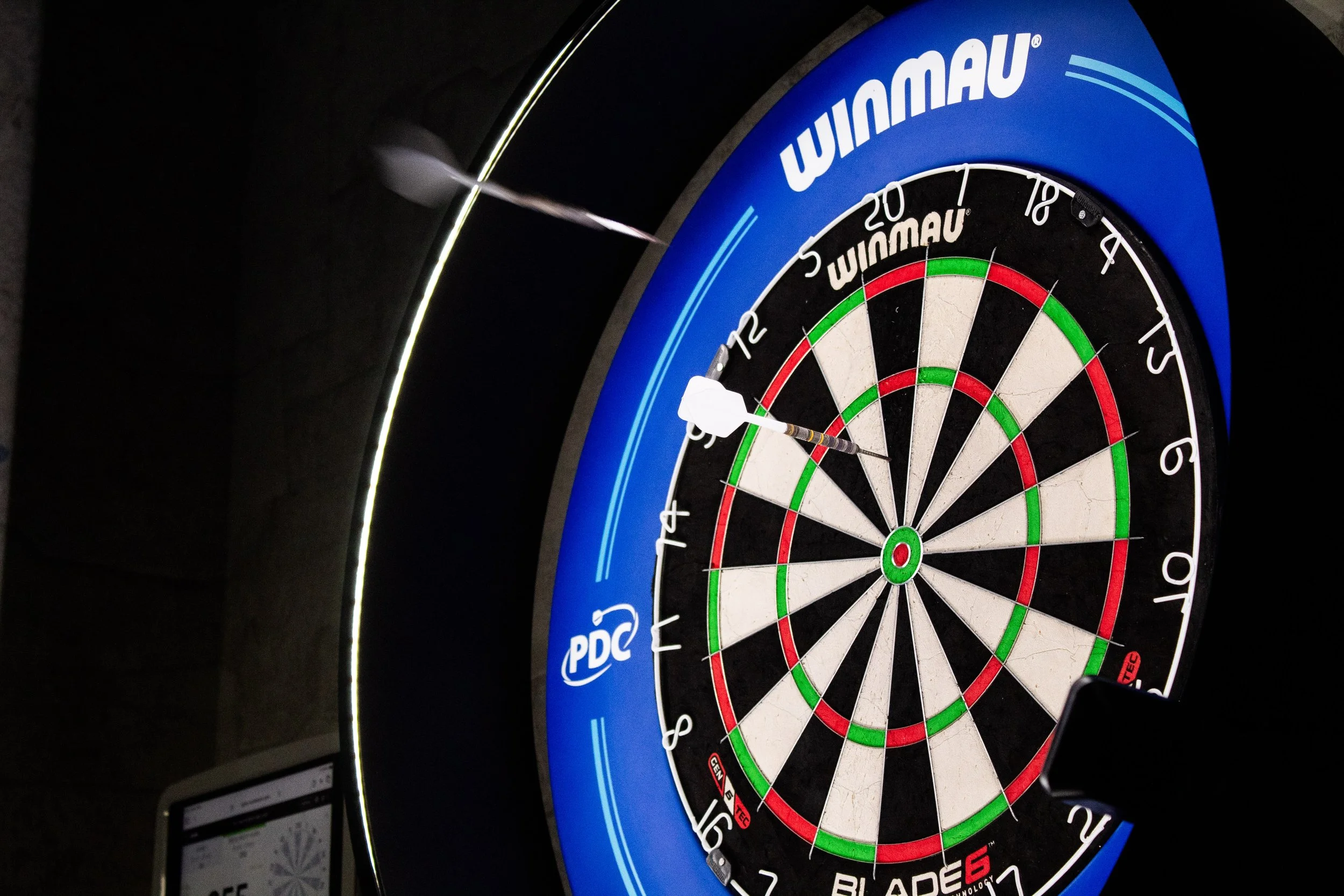darts in motion