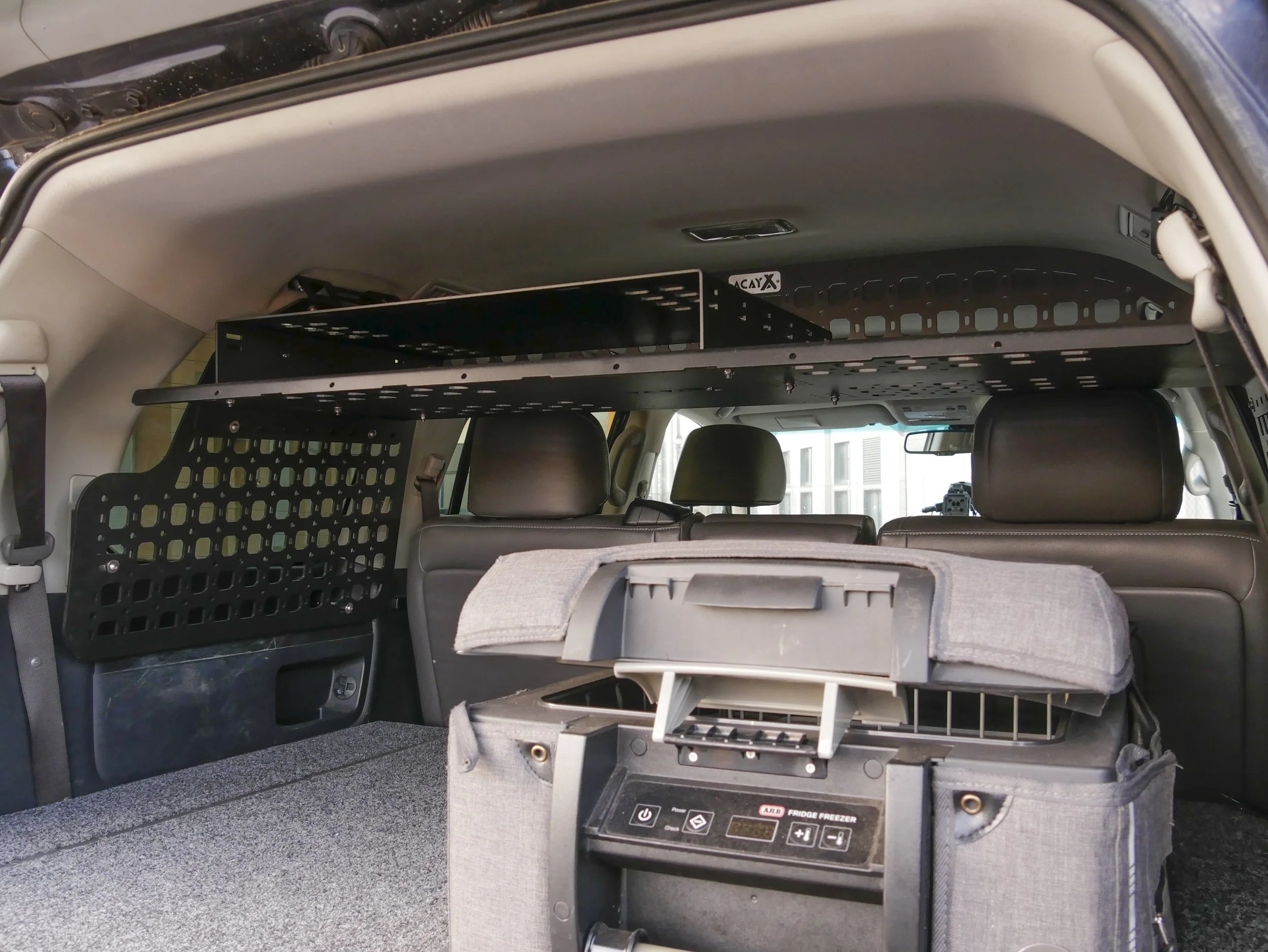 Baca interior, TOYOTA - LAND CRUISER 200