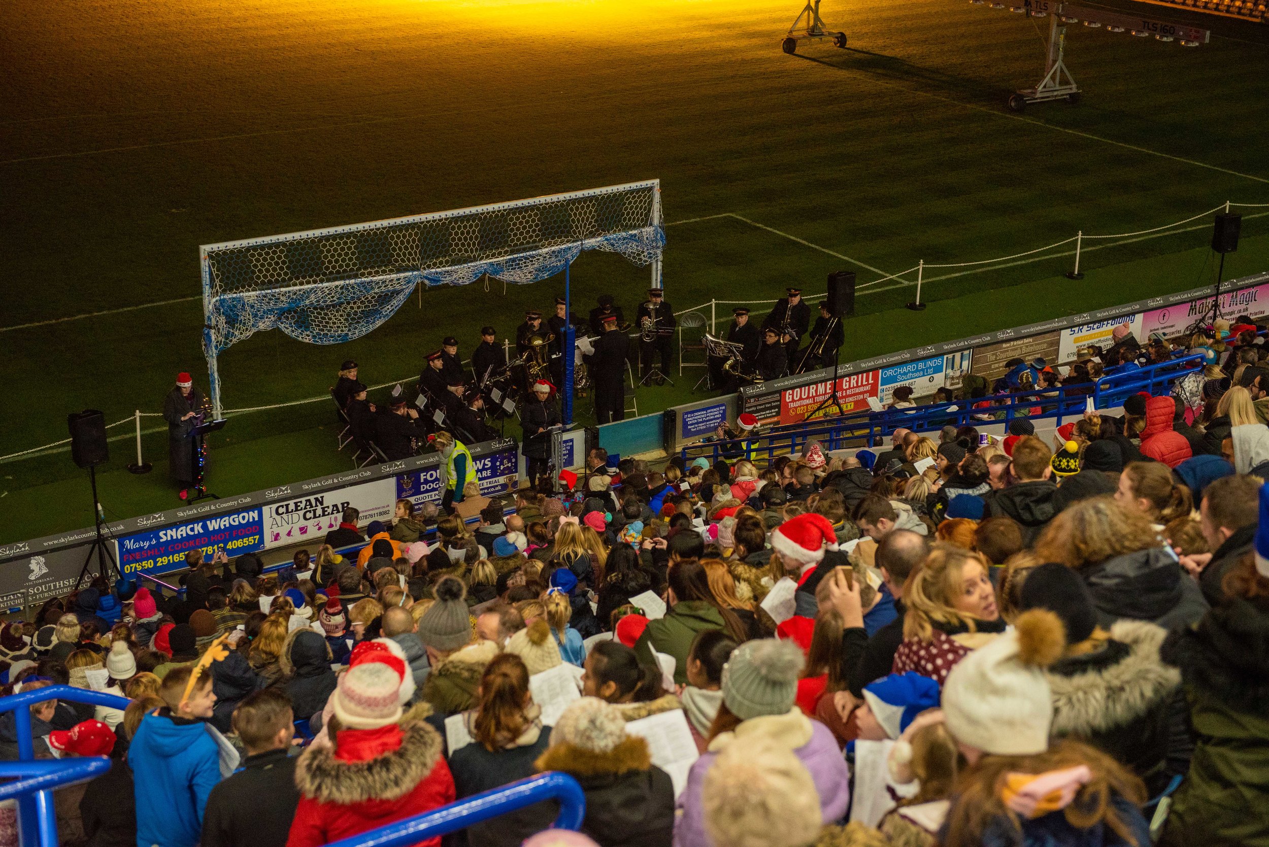 VernonNash_Schools Carols at Fratton Park_050.jpg