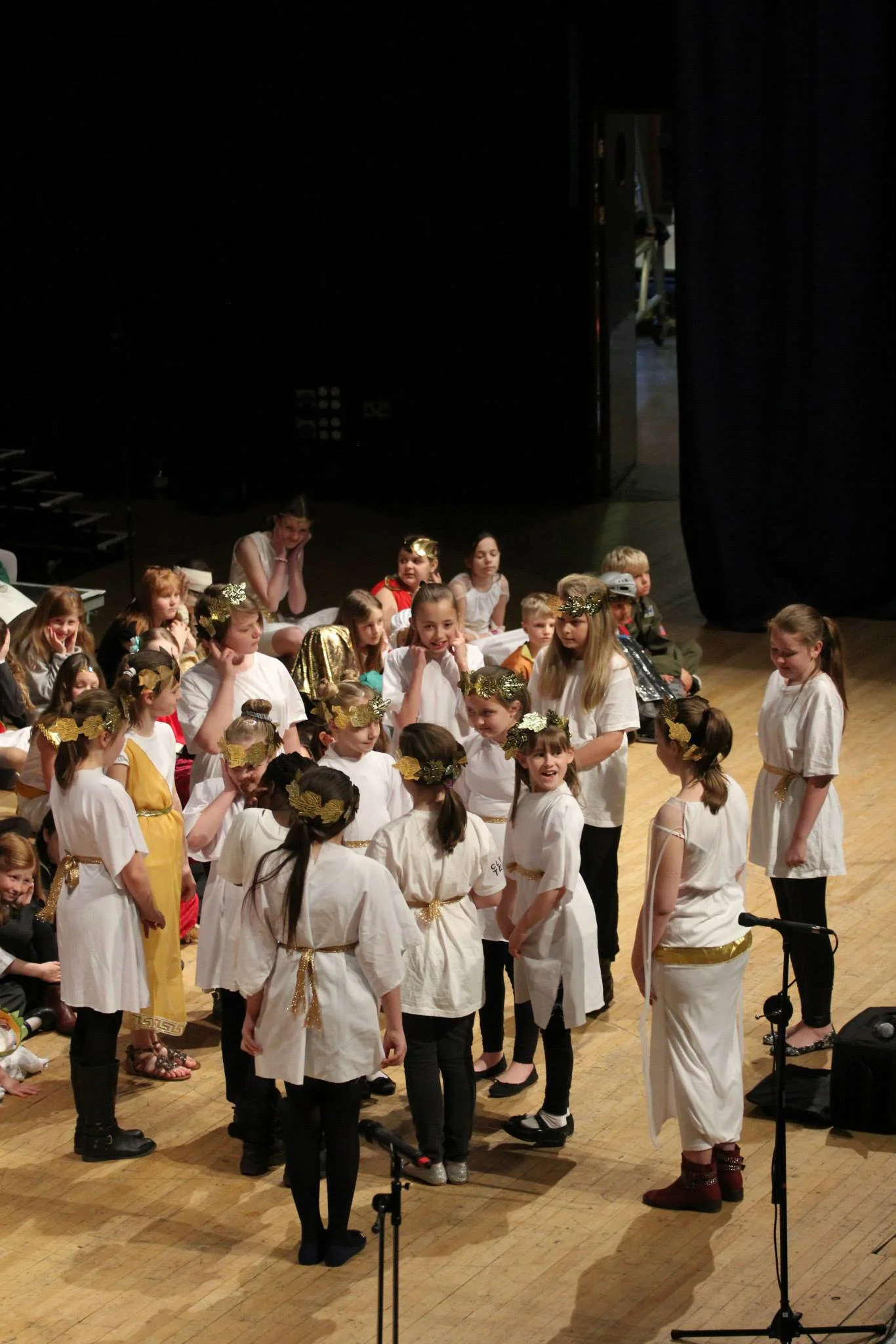 10842313_799033903506734_8733071447724835400_o.jpg