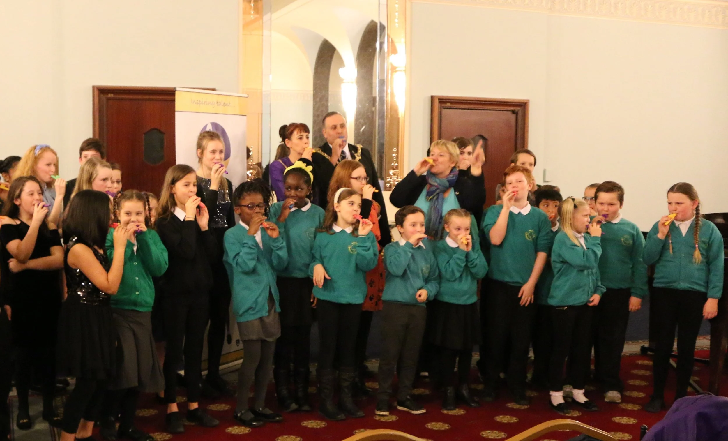 Lord Mayor takes to the Stage