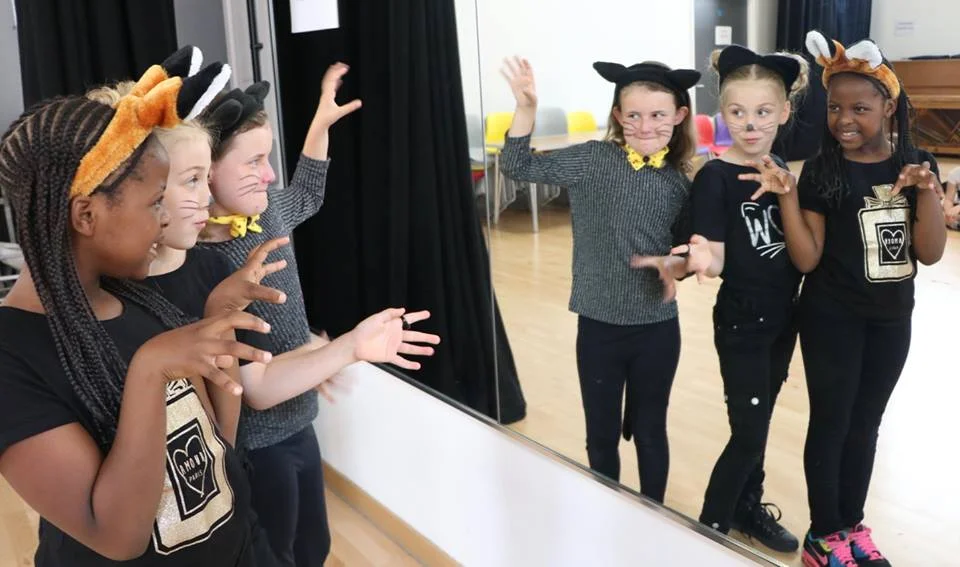 WORLD PREMIERE PERFORMANCE FOR YOUNG SINGERS 