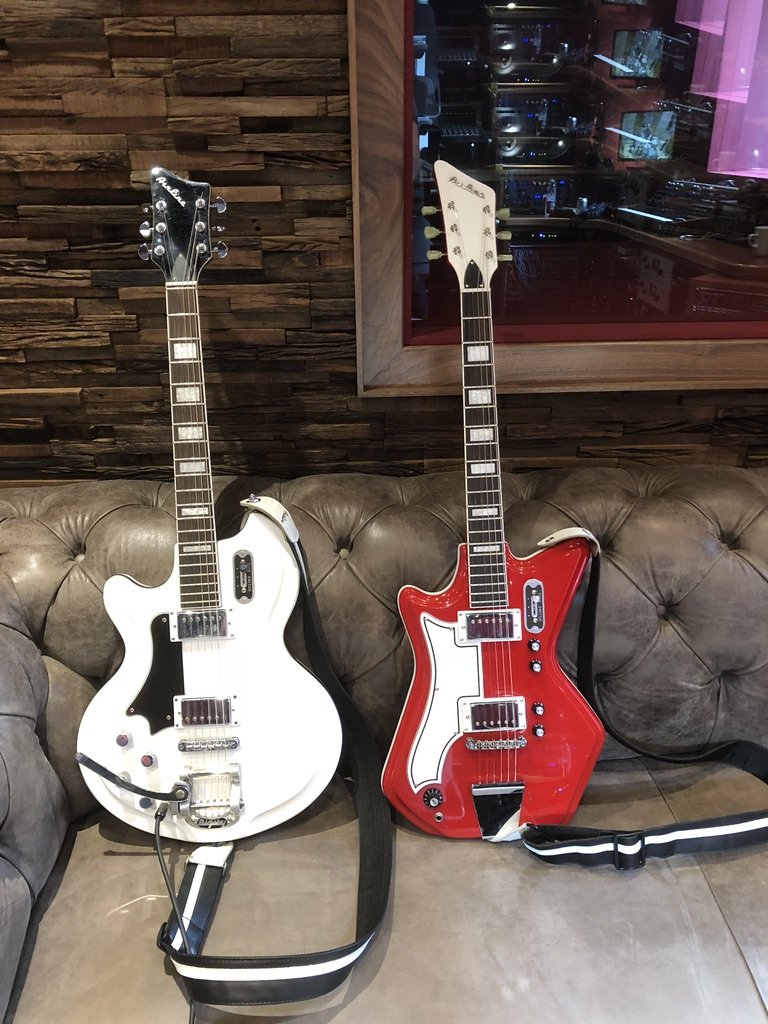 Paul Gregory's two Airline guitars - recording Spook The Herd