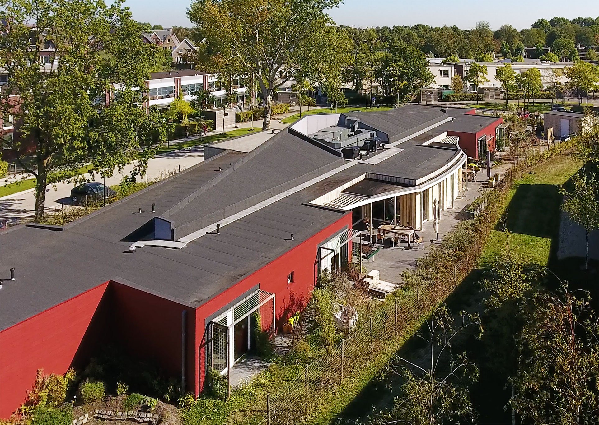 De Veldbloemgroep, woongebouw met dagbesteding voor EMVB cliënten.
