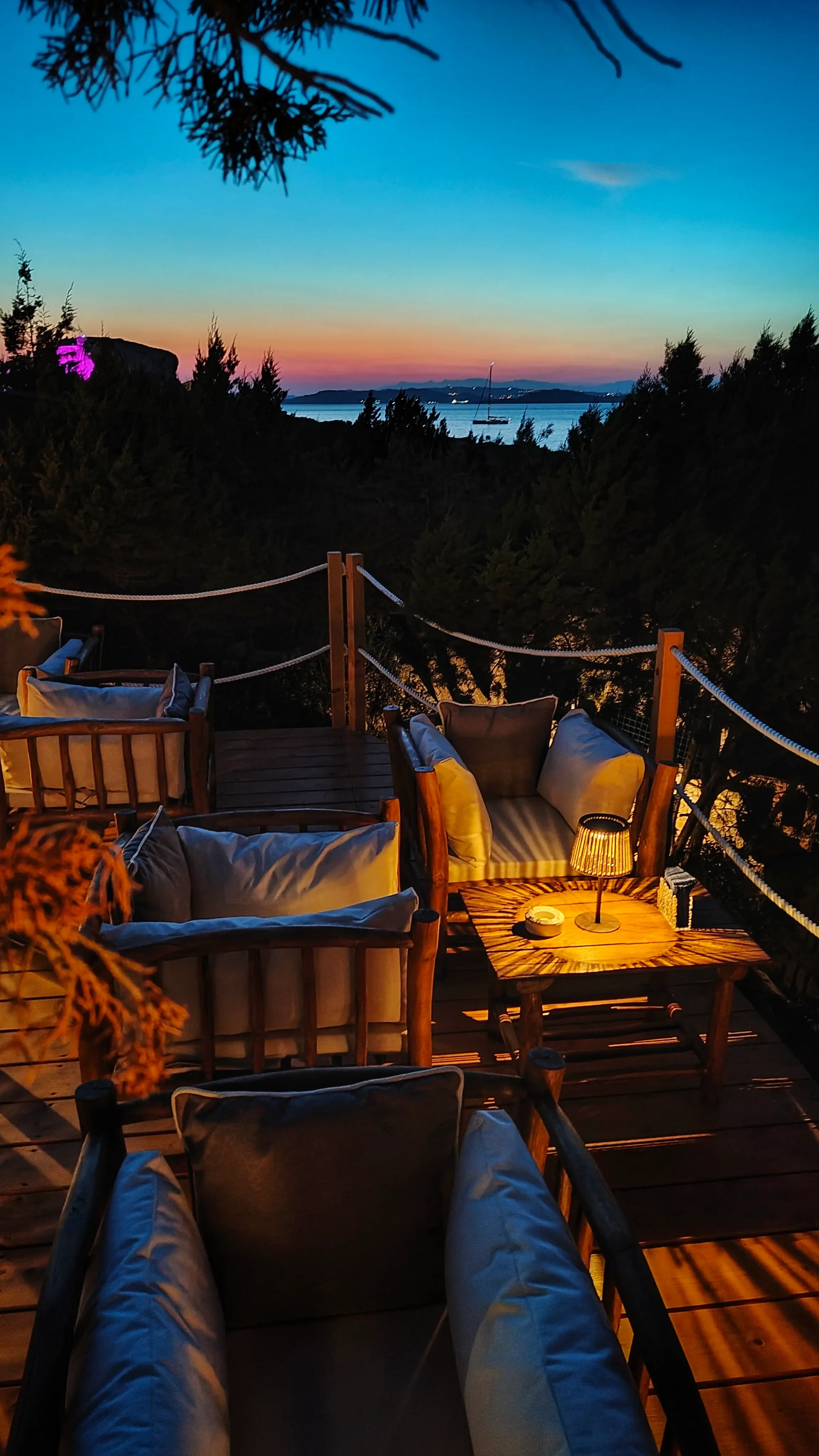Lounge Puntamar Baja Sardinia notte