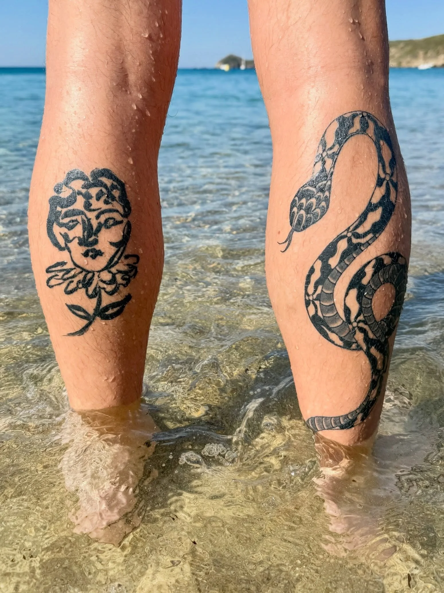 Healed combo on Fred, thanks for the pictures! On the road soon, see dates below. 🌍

🇬🇧 LONDON &mdash; July 25th / August 20-21st
🇫🇷 PARIS &mdash; September 7-11th
🇫🇷 NICE &mdash; all year round

✉️ antoine.larrey.tattoo@gmail.com for bookings