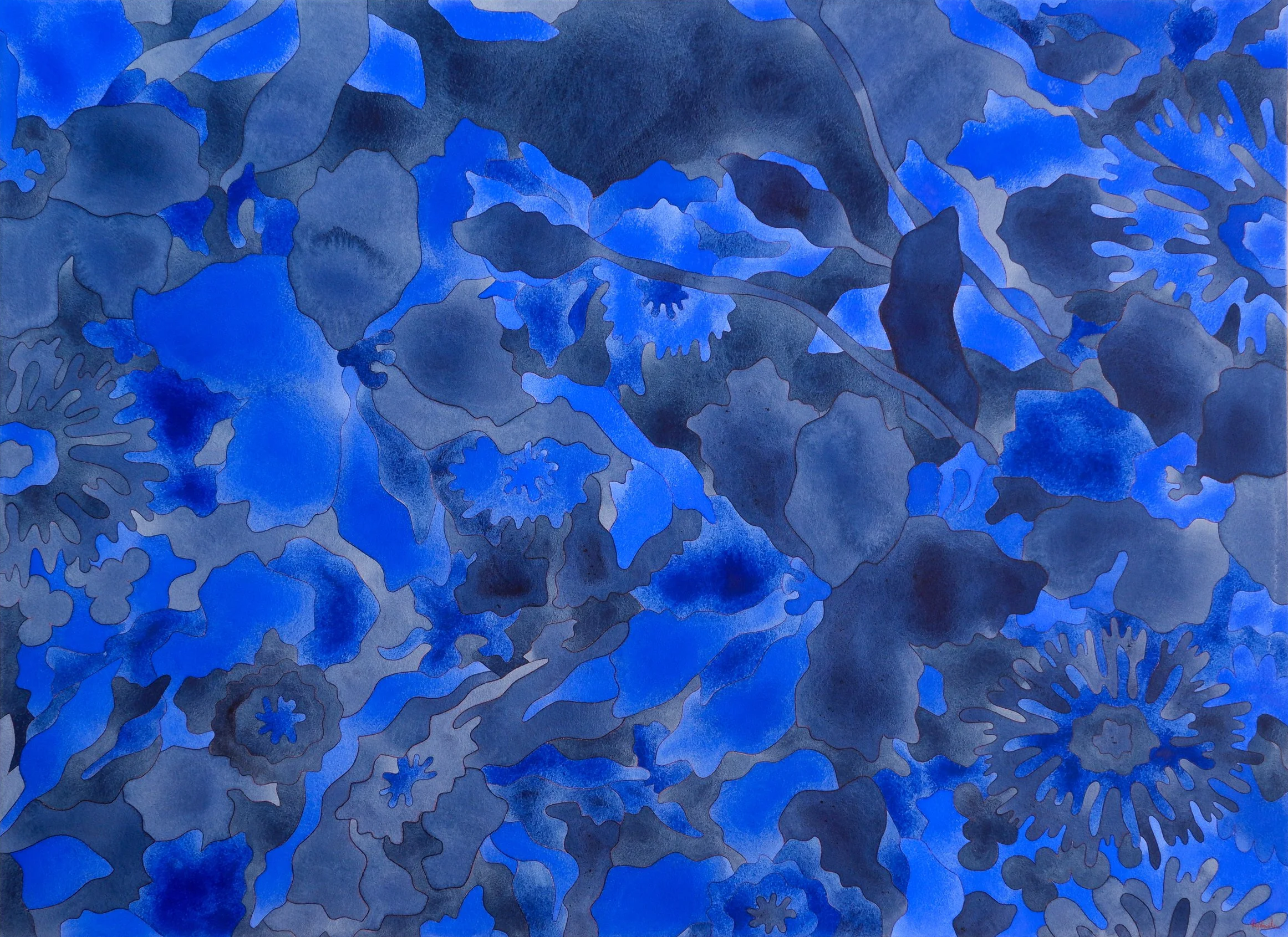 Une peinture abstraite dans des tons de bleu et de gris avec des formes organiques ressemblant à des fleurs ou des coraux.