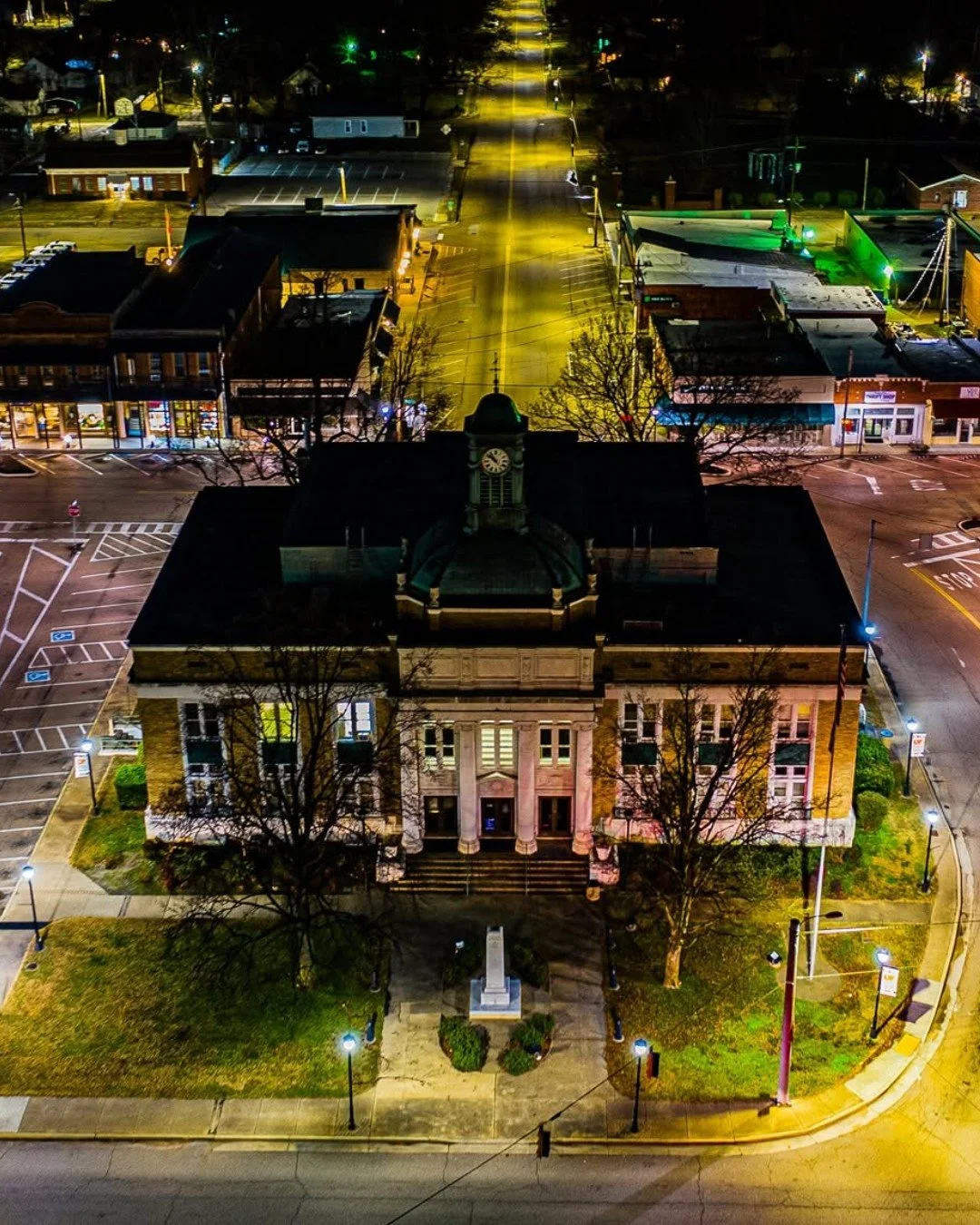 Somerville town intro: the Fayette County seat asks you to slow down. An old courthouse, a quiet downtown, and the kind of character that rewards slow travel.