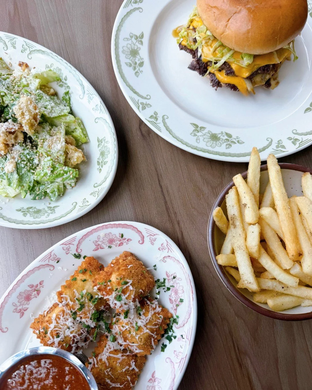 Good food. Great shopping. A weekend well spent in Germantown, TN. 

📸: 
@josephine_estelle
@rosies.tavern
@monkeesofgermantown
Sweet Musings Bakery &amp; Cafe 
@locallimetacos