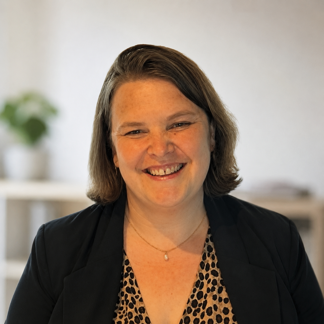 Laura from CC Business Solutions providing professional business support for small businesses across Devon and Somerset.
