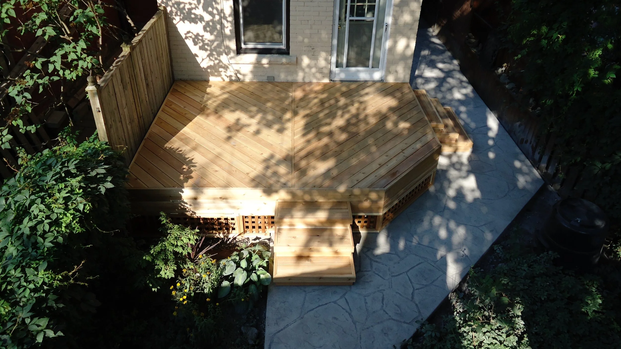 Cedar Deck & Concrete Walkway Toronto