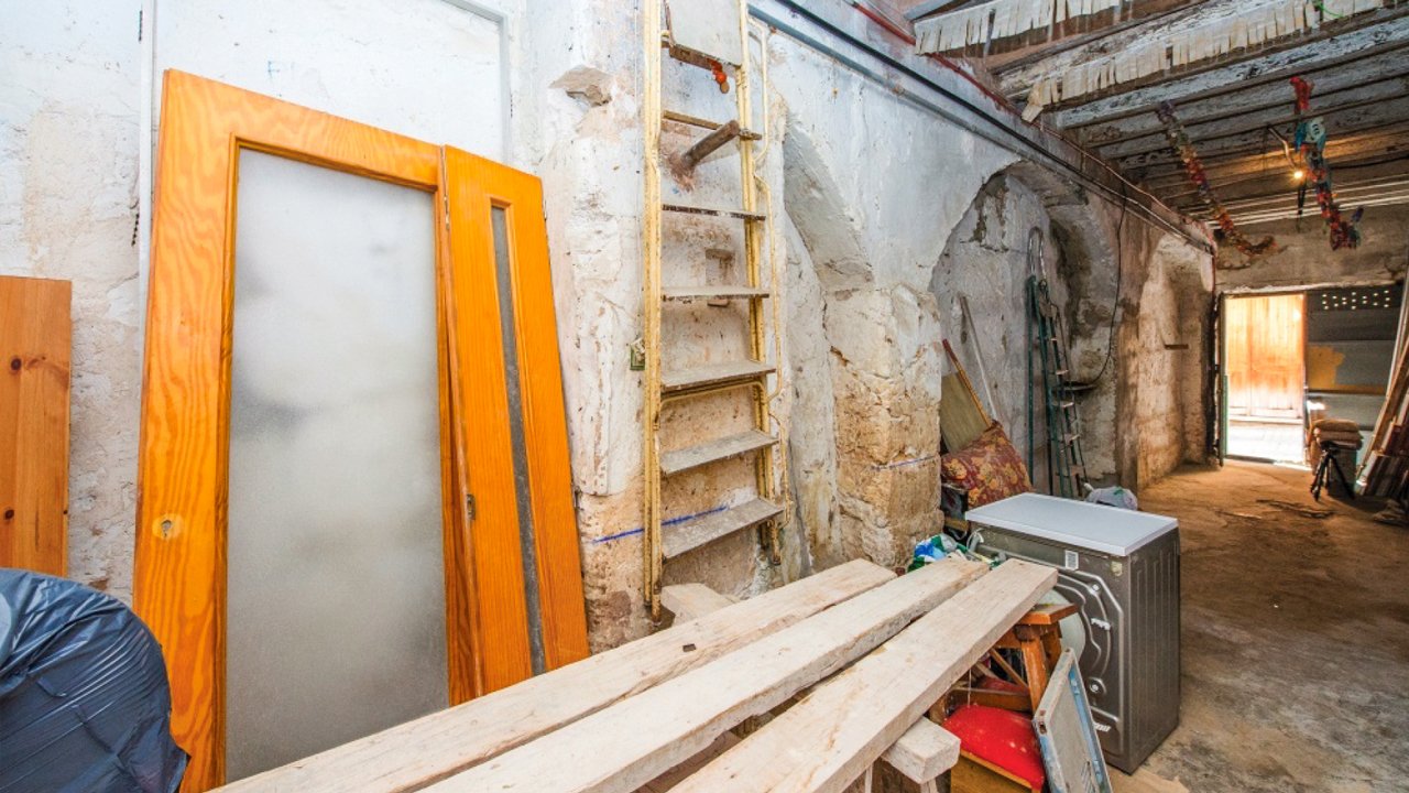 Flat to refurbish in Palma de Mallorca