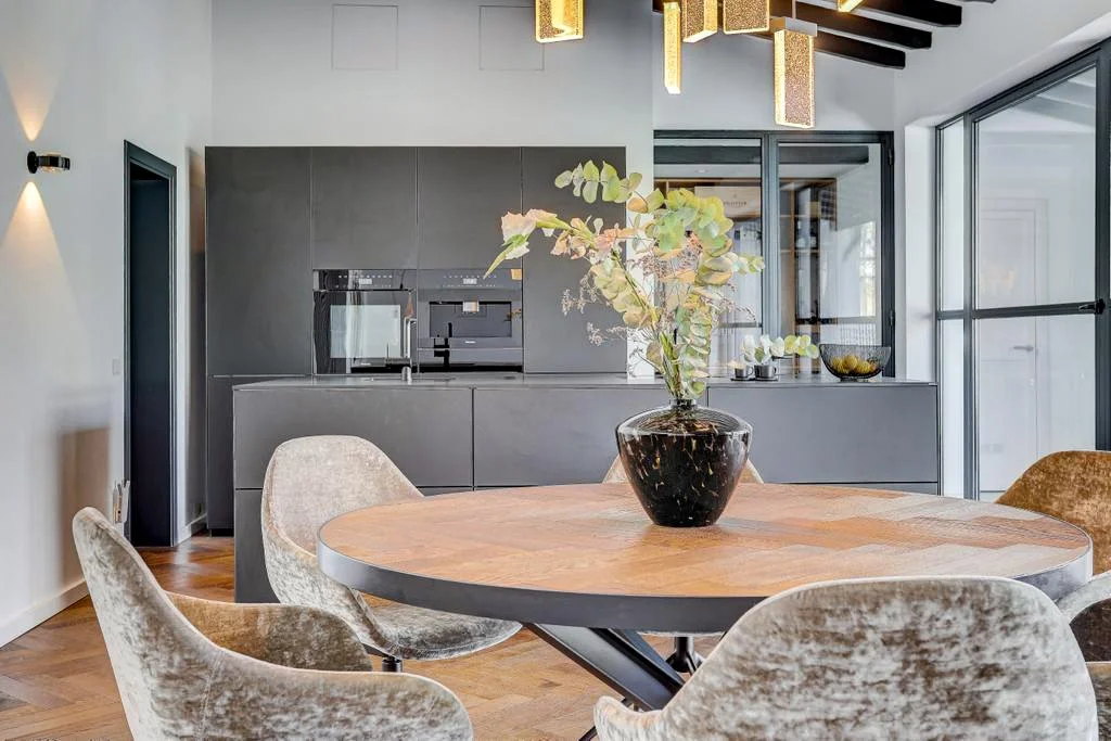 Dining area apartment Palma Old Town renovated by experts